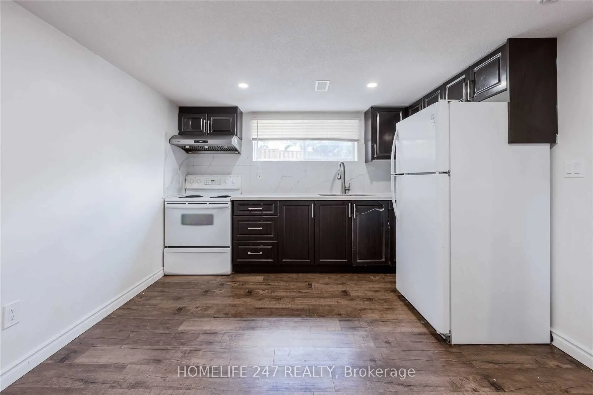 32 Tremely Crescent, #BSMT