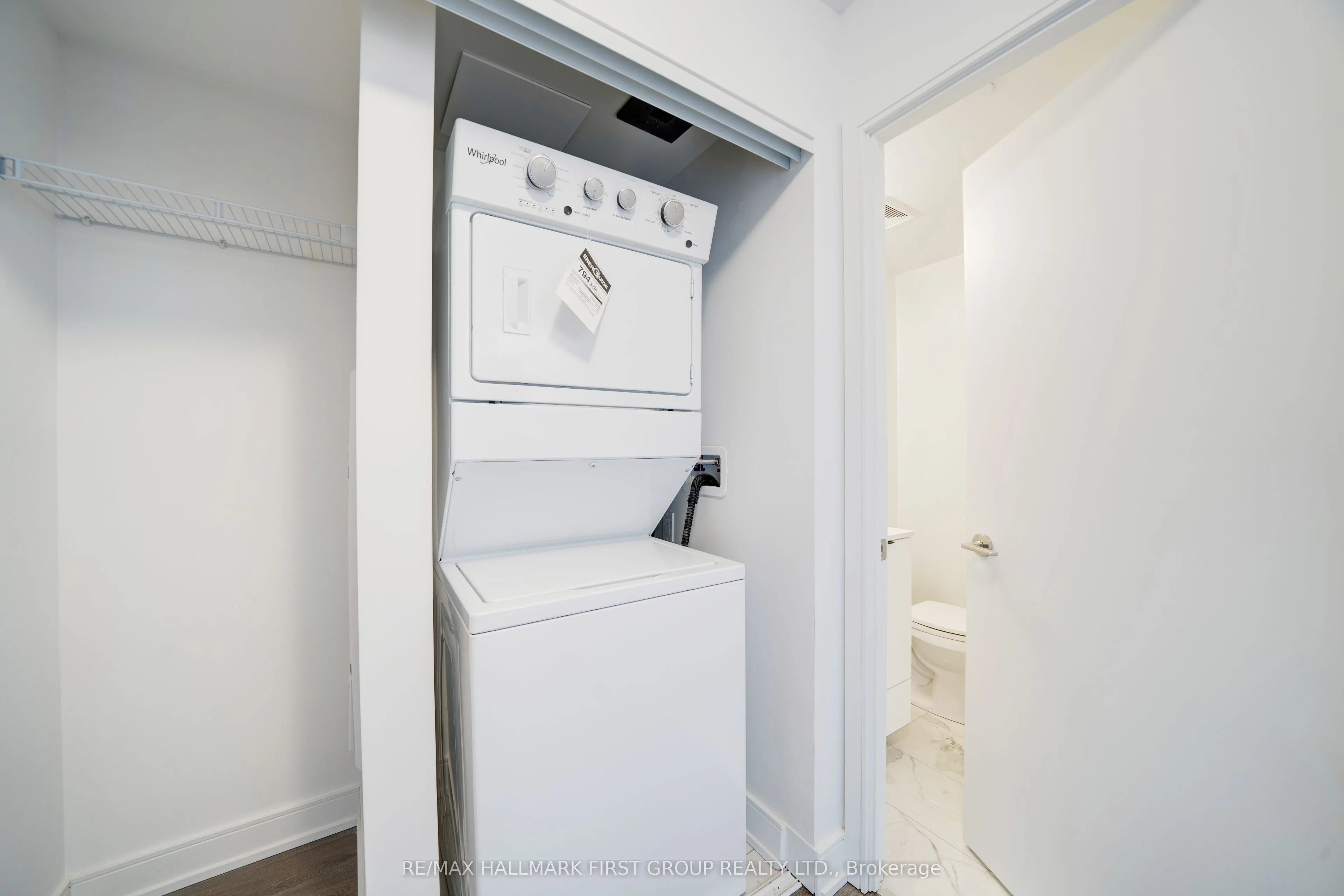 1350 Ellesmere Road, #301