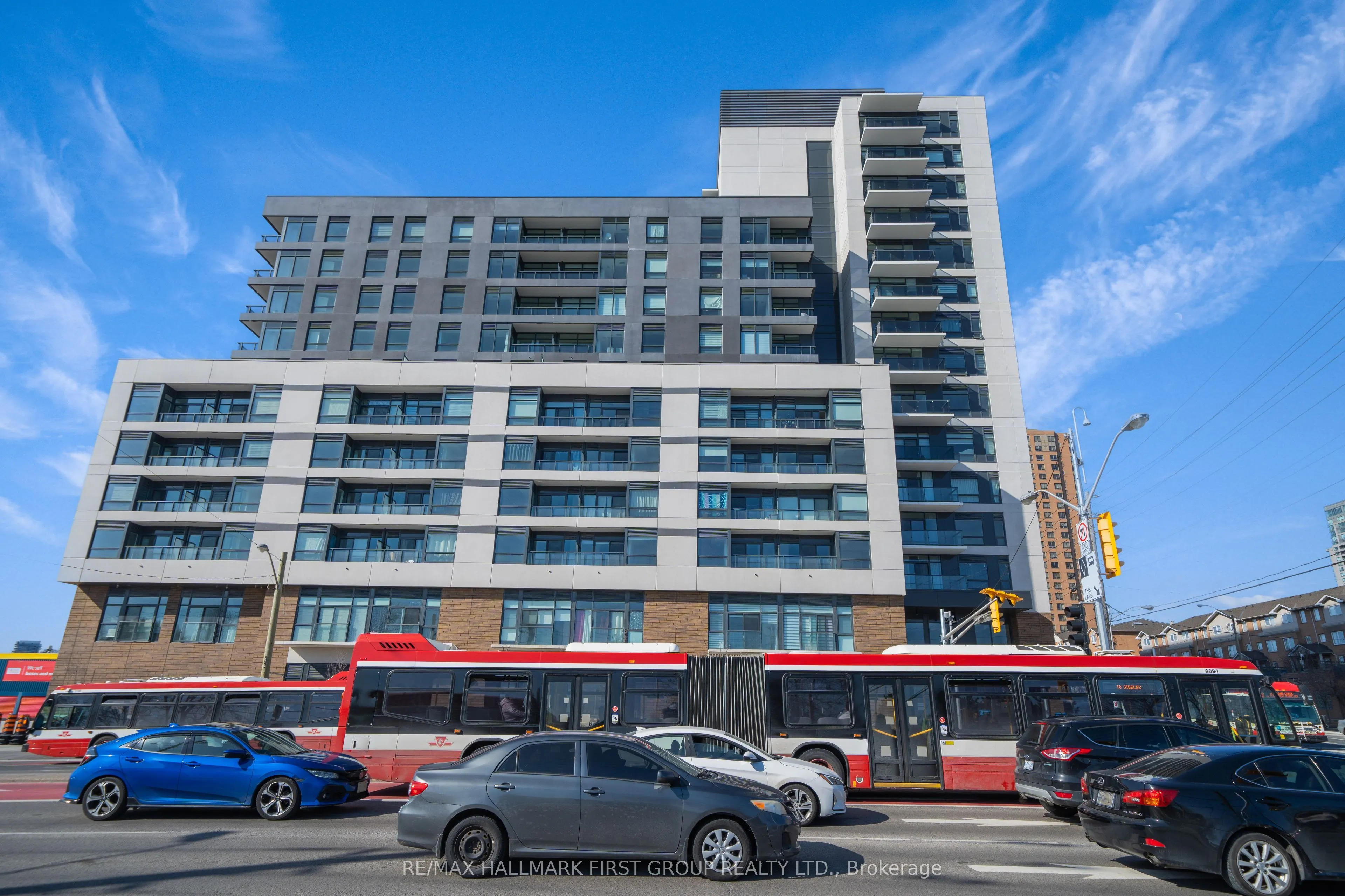 1350 Ellesmere Road, #301