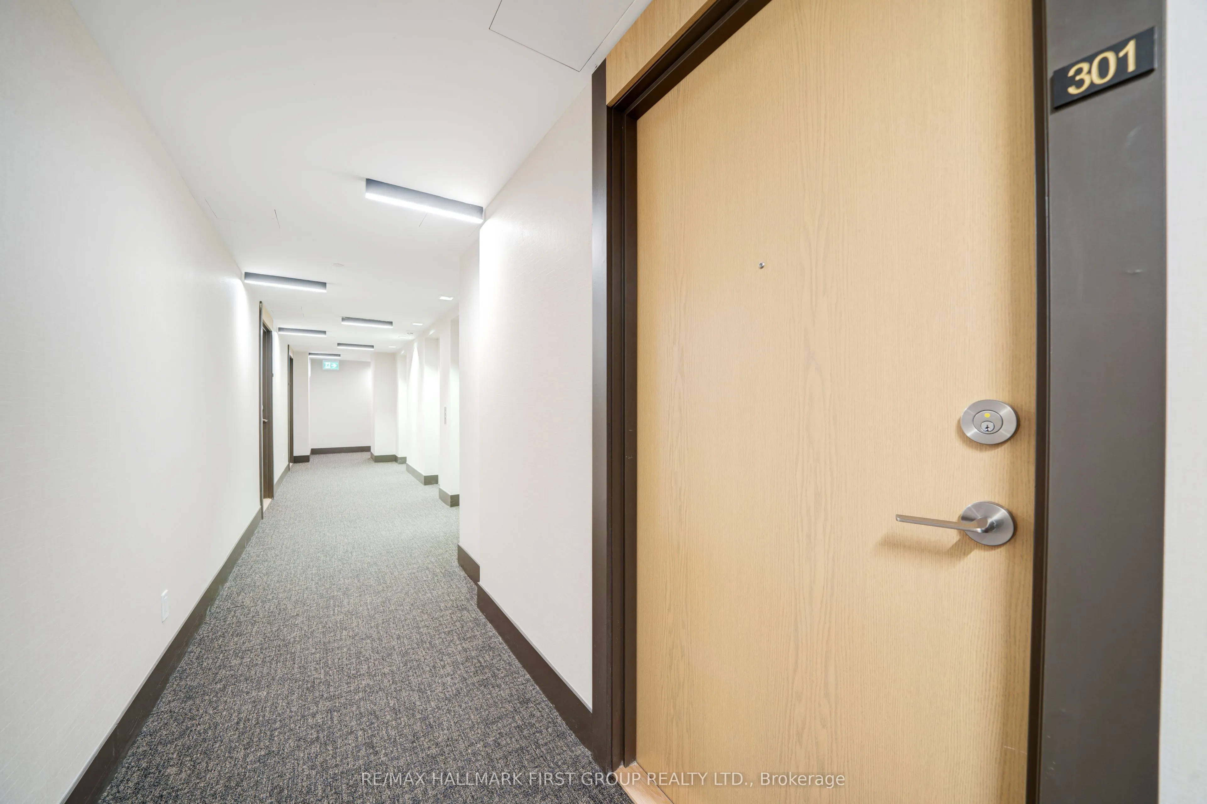 1350 Ellesmere Road, #301