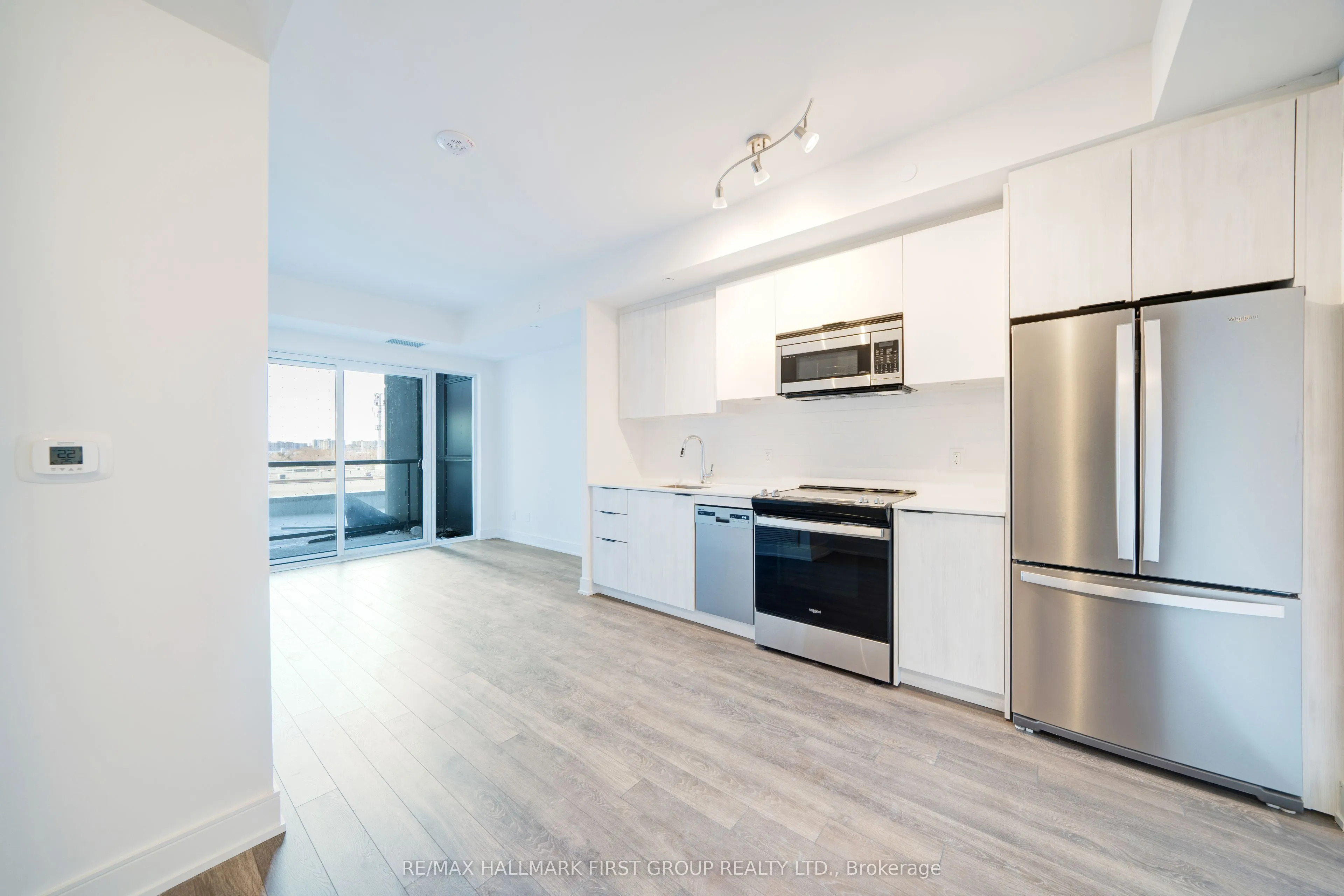 1350 Ellesmere Road, #301