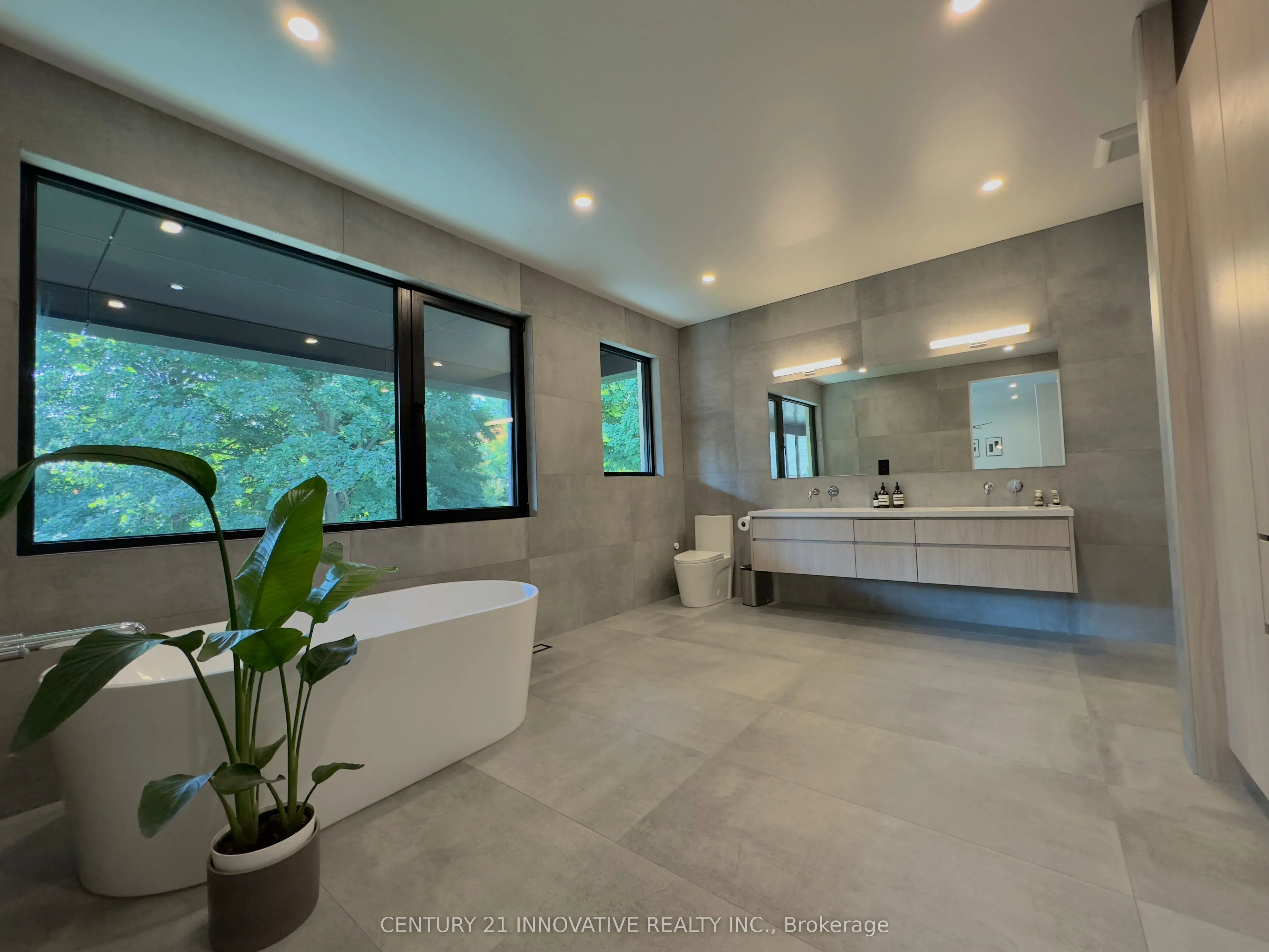 10 Haida Court