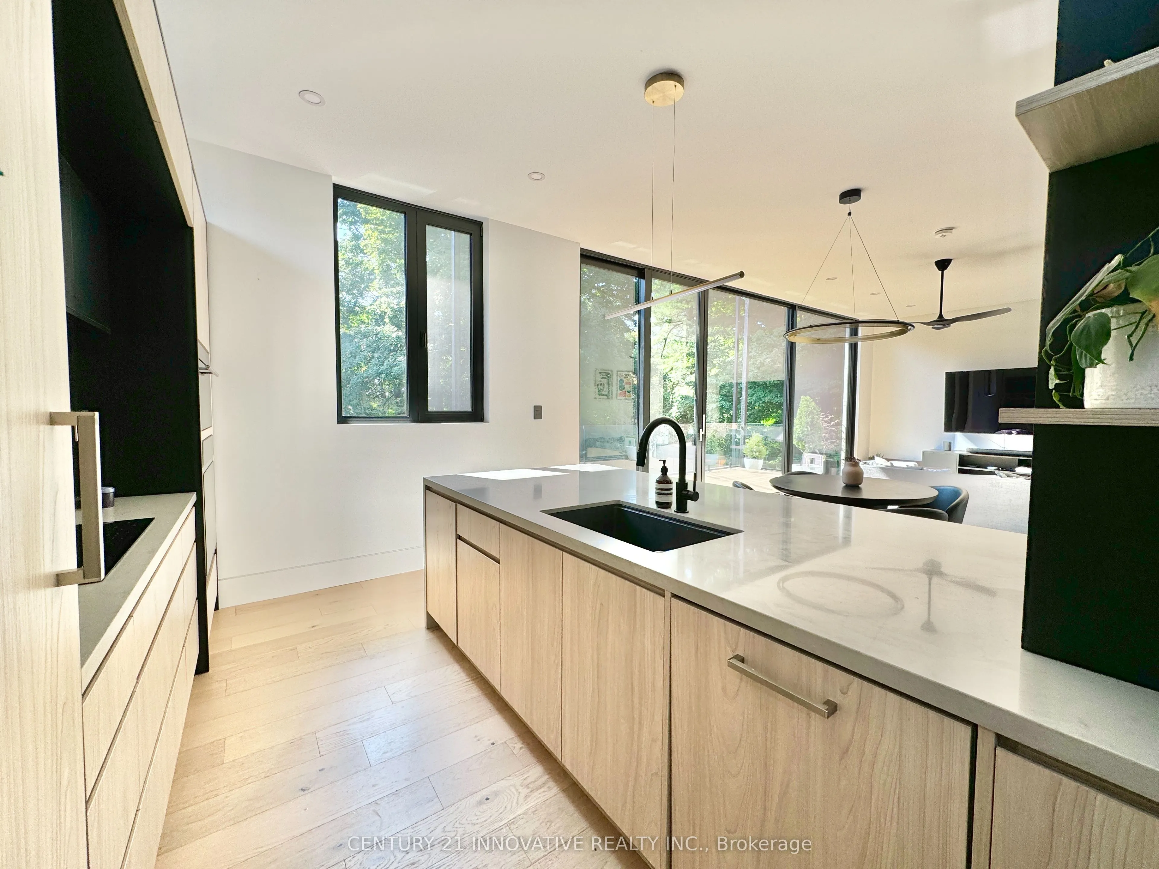 10 Haida Court