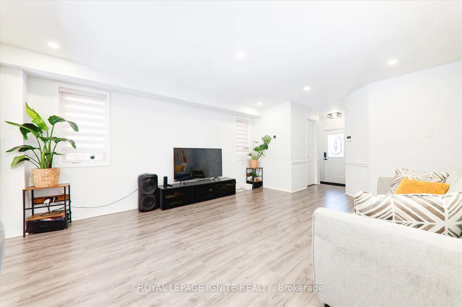 355 Sparrow Circle