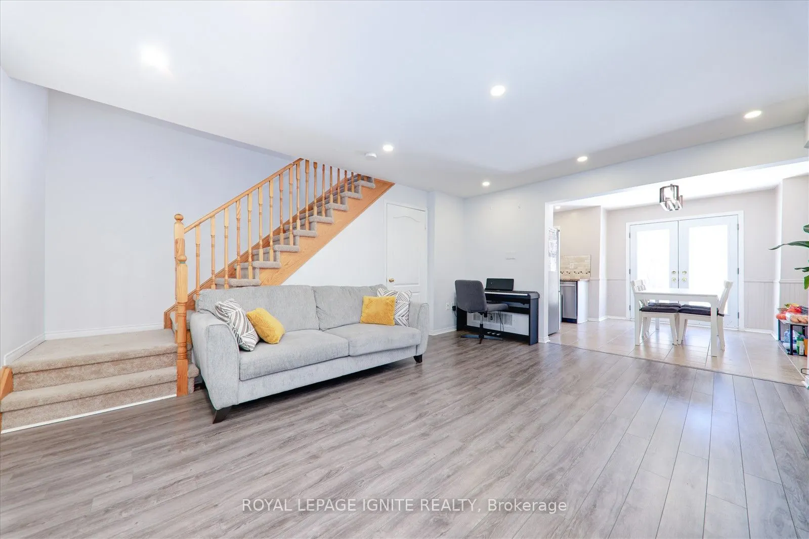 355 Sparrow Circle
