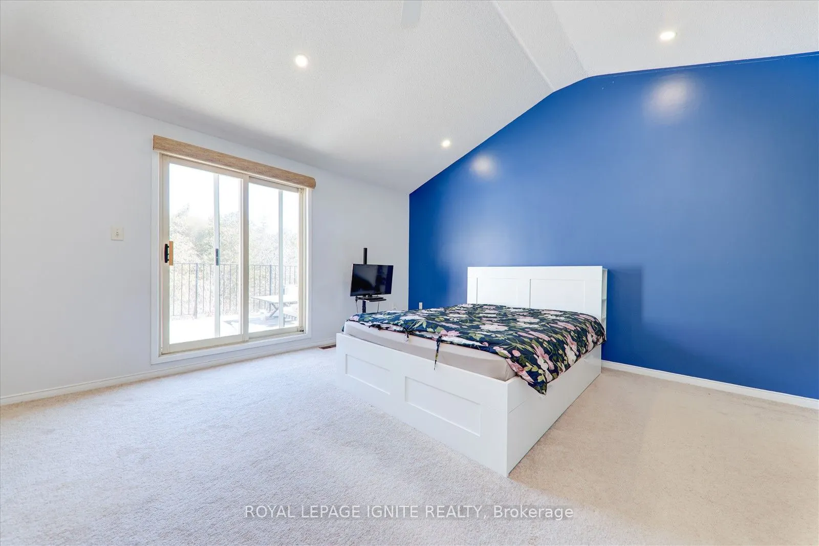 355 Sparrow Circle