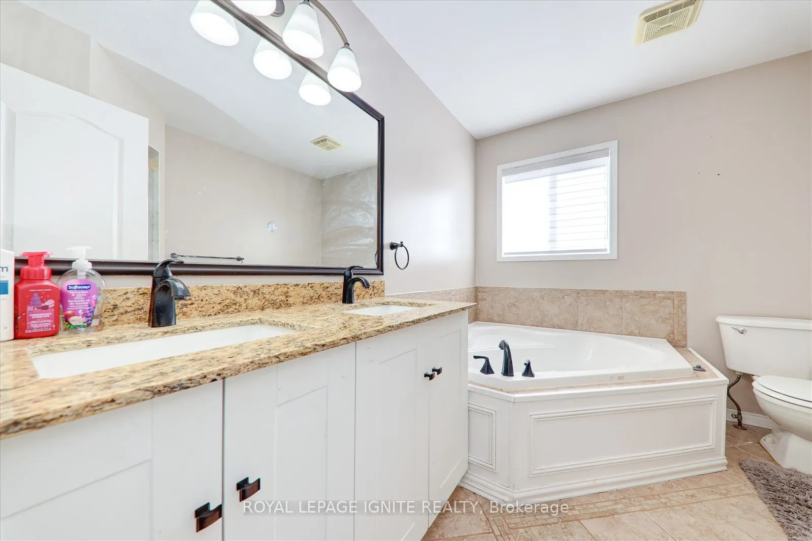 355 Sparrow Circle