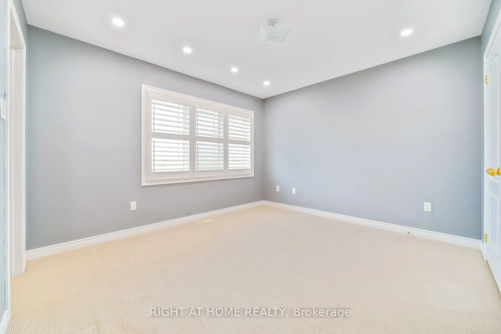 36 Snowling Drive
