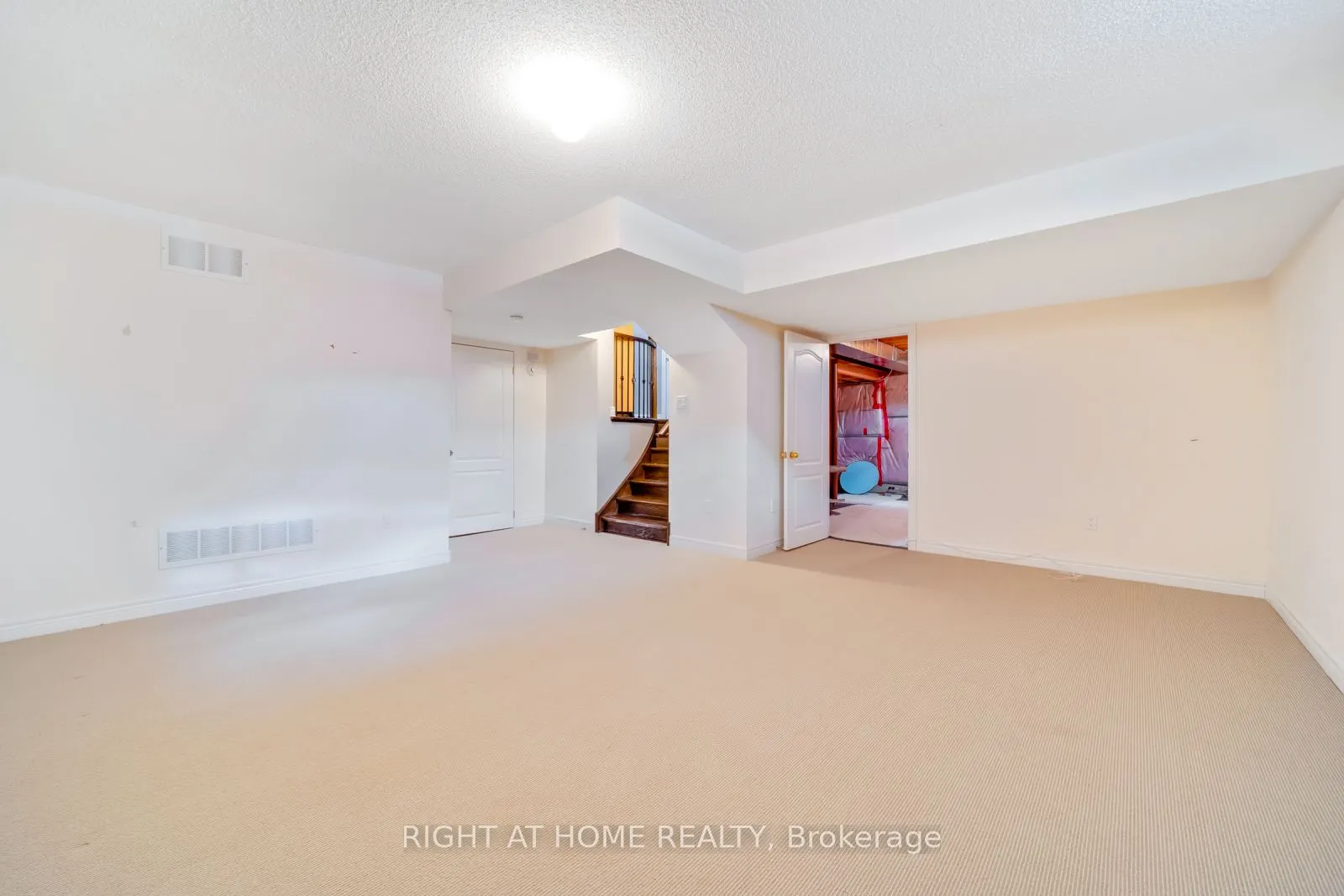 36 Snowling Drive
