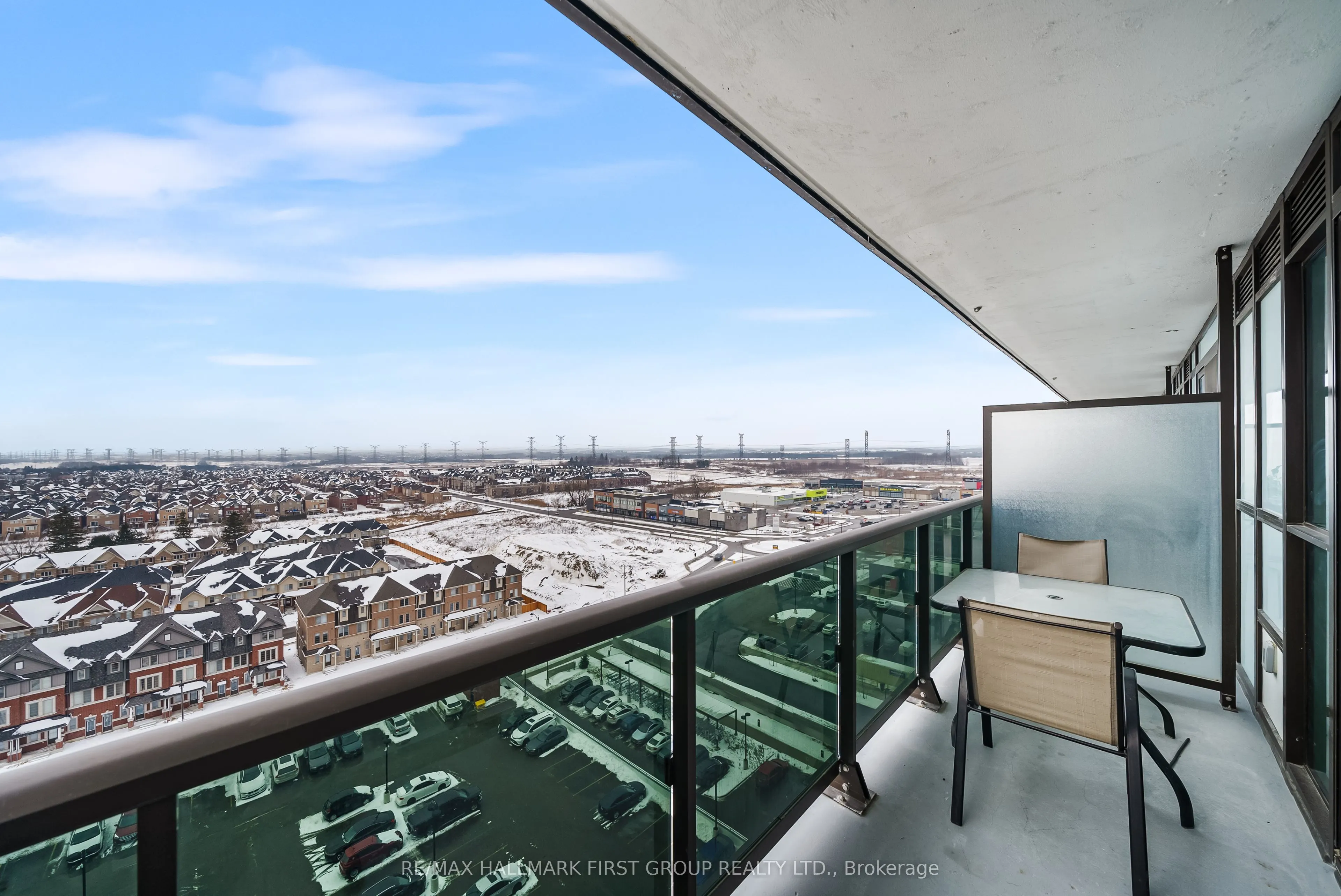 2550 Simcoe Street N, #1220