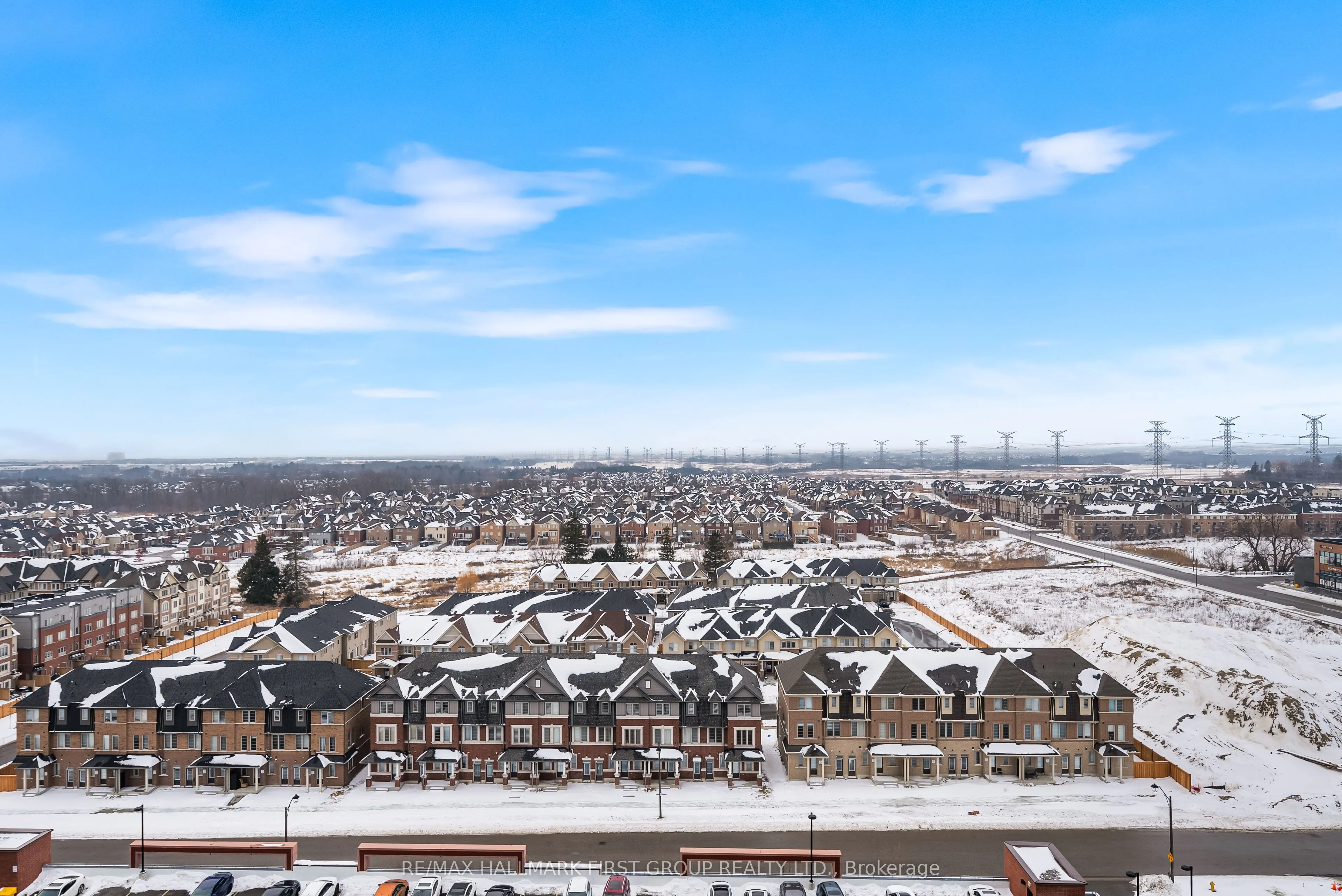 2550 Simcoe Street N, #1220