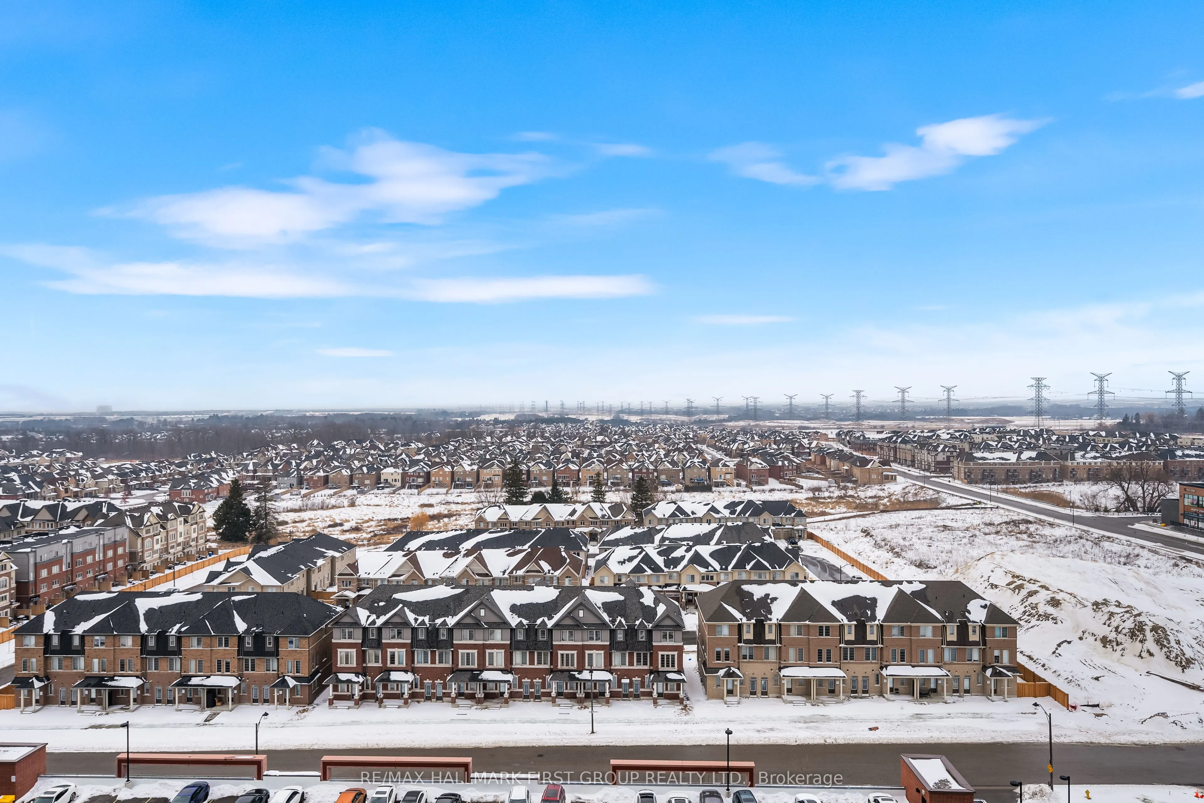 2550 Simcoe Street N, #1220