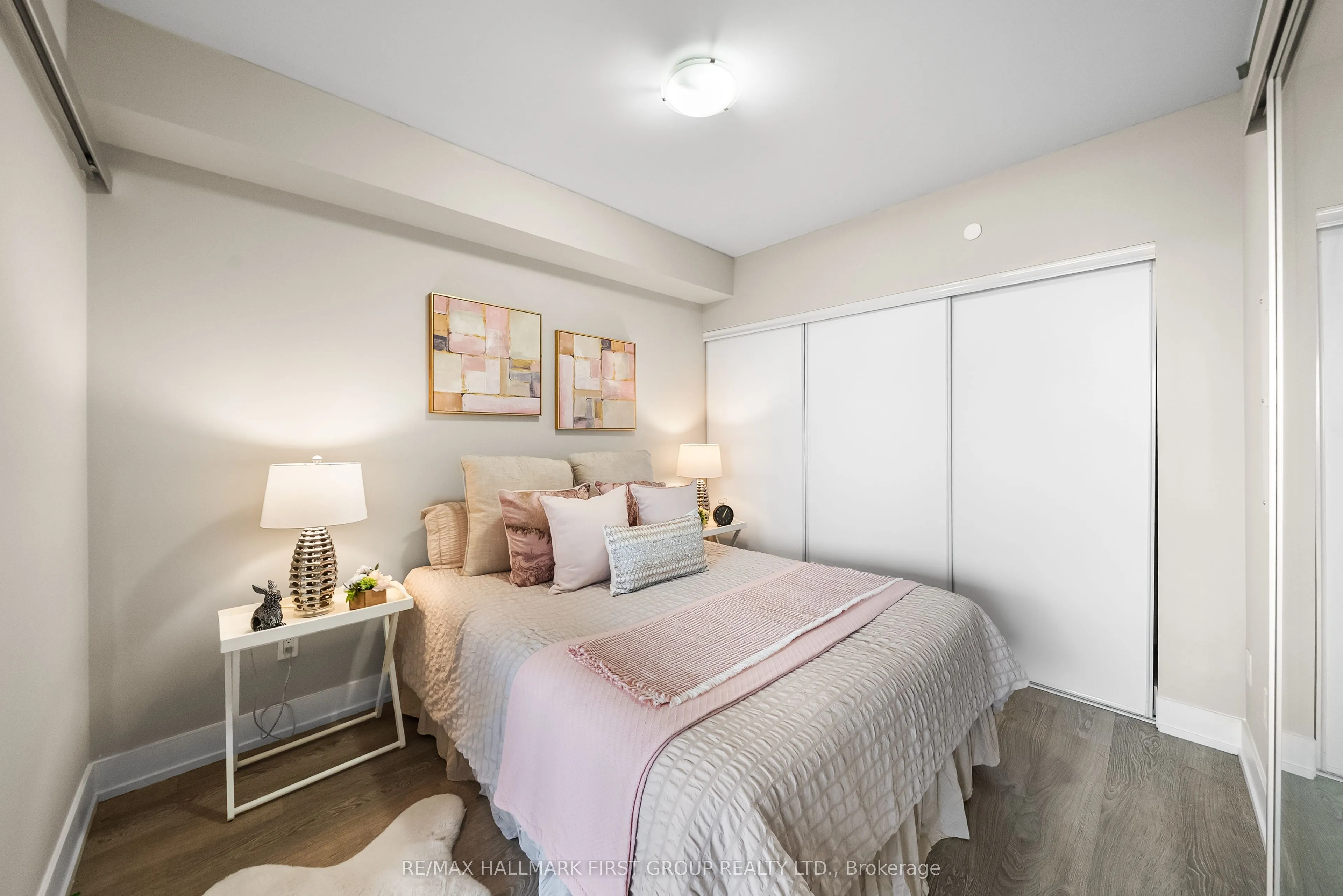 2550 Simcoe Street N, #1220
