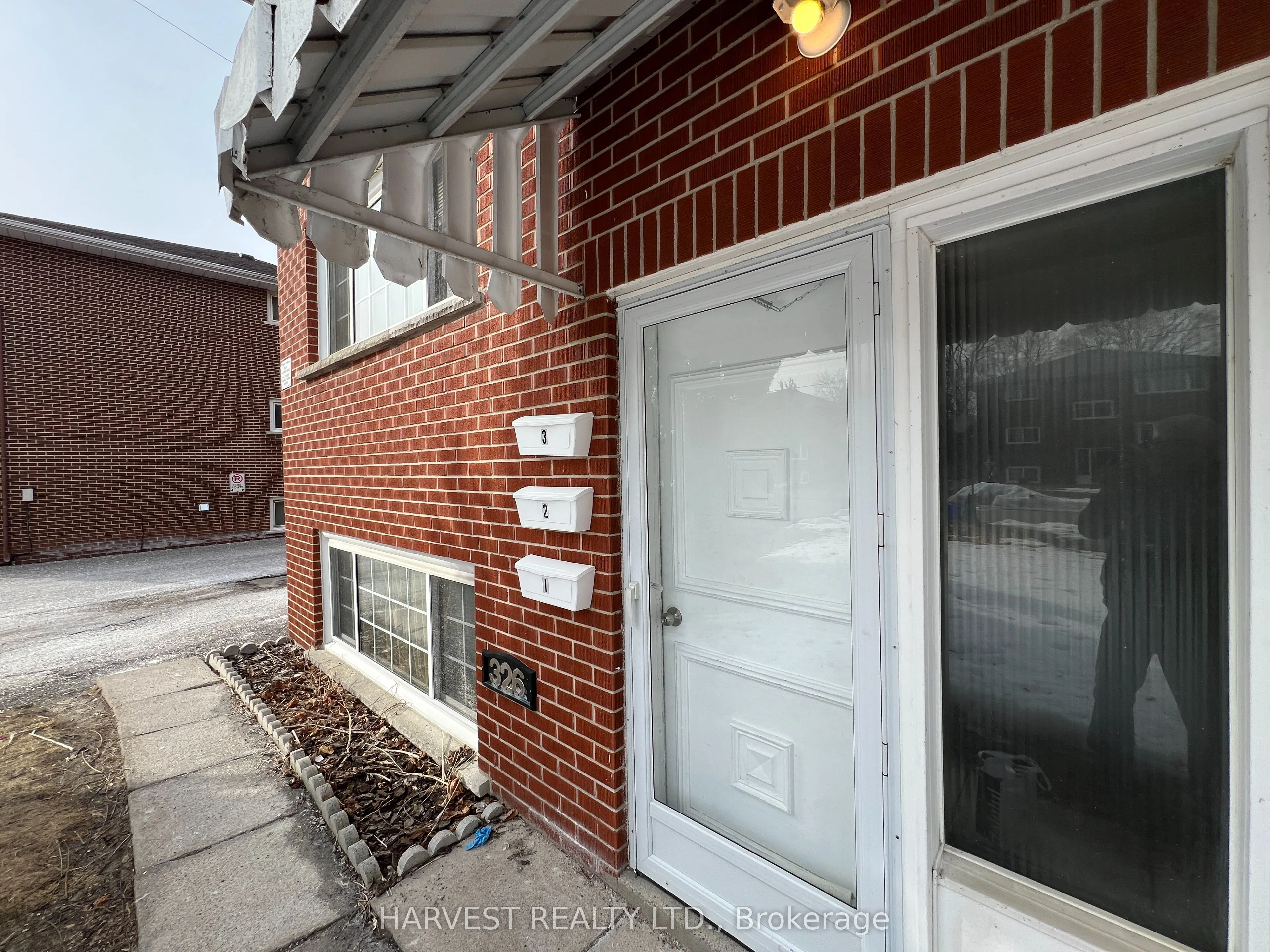 326 Surrey Drive
