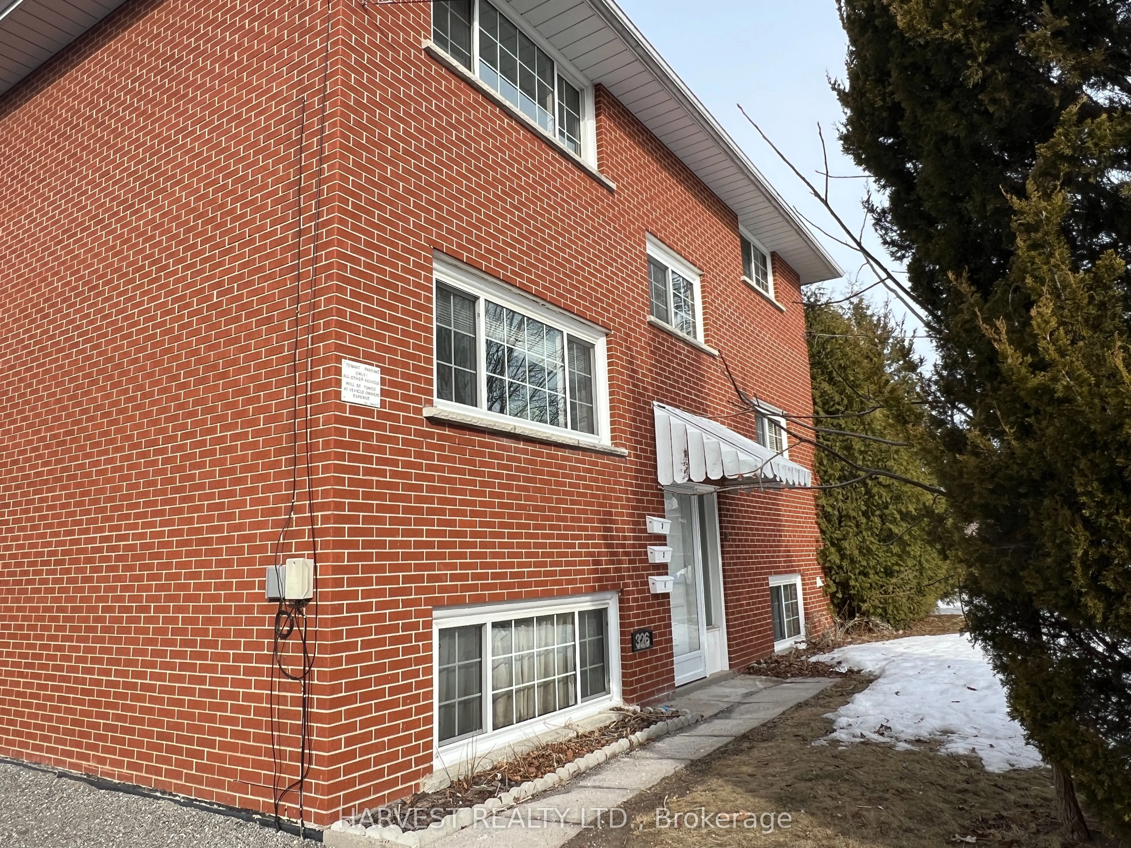 326 Surrey Drive