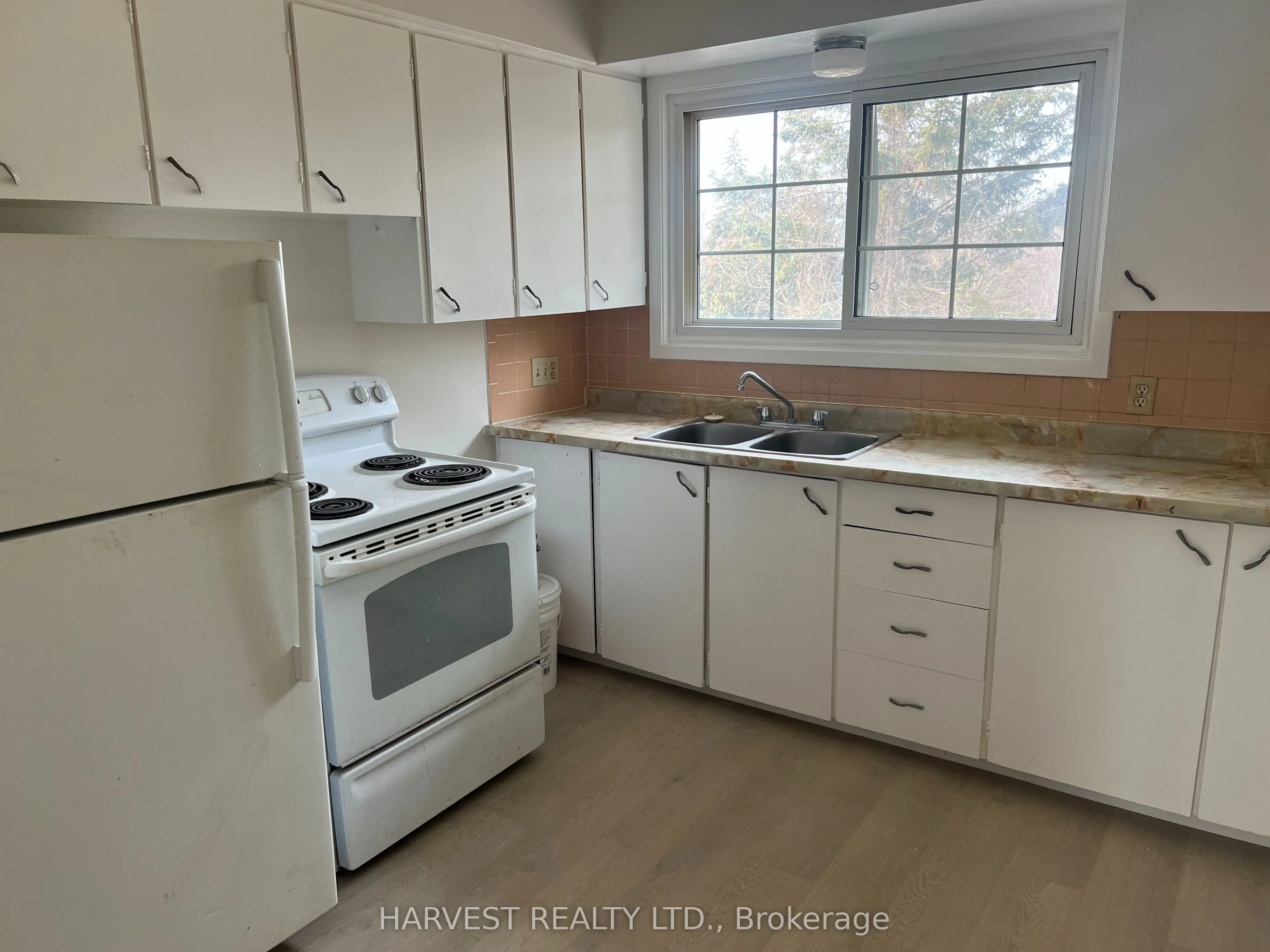 326 Surrey Drive