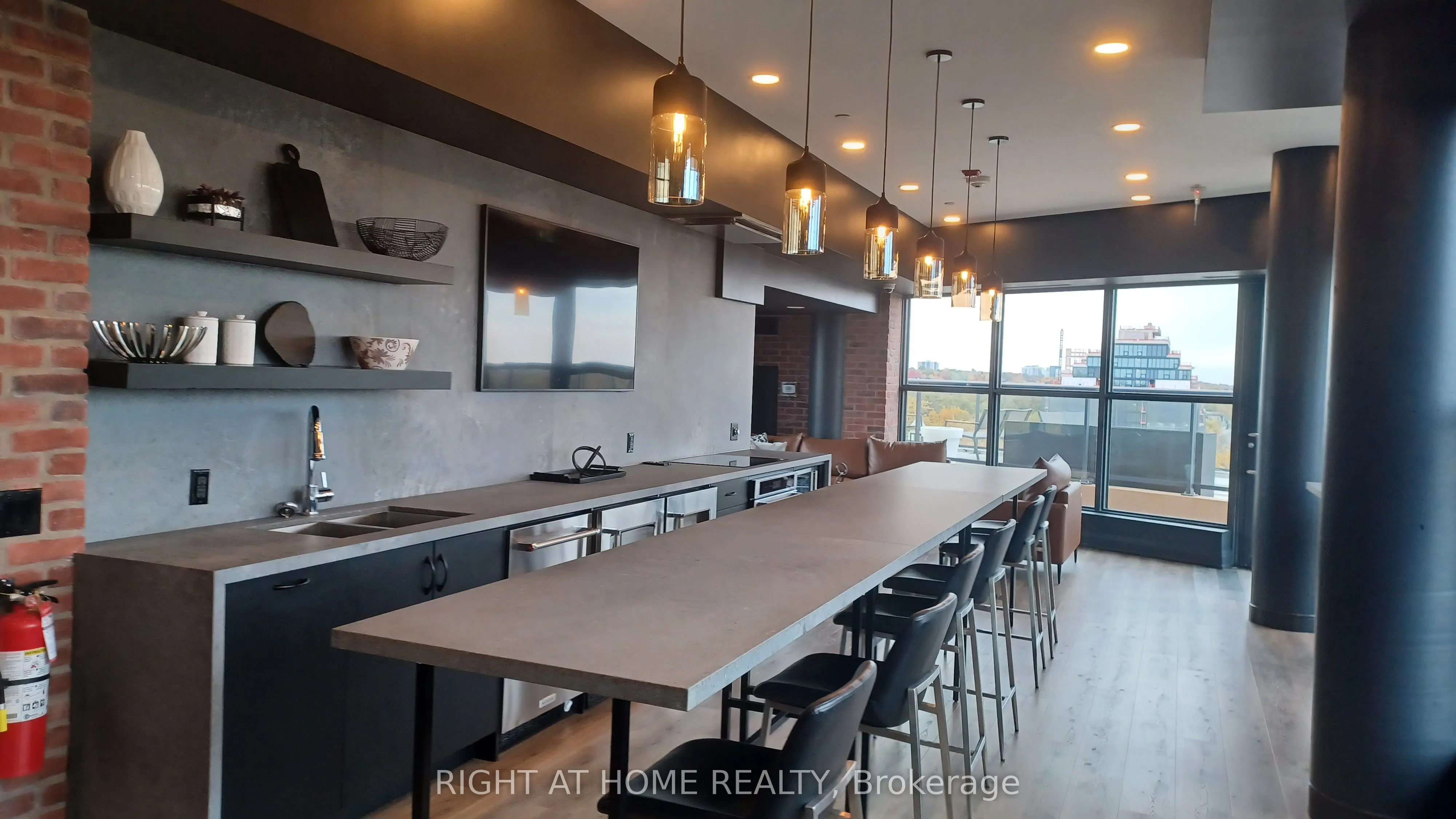 1400 Kingston Road #501