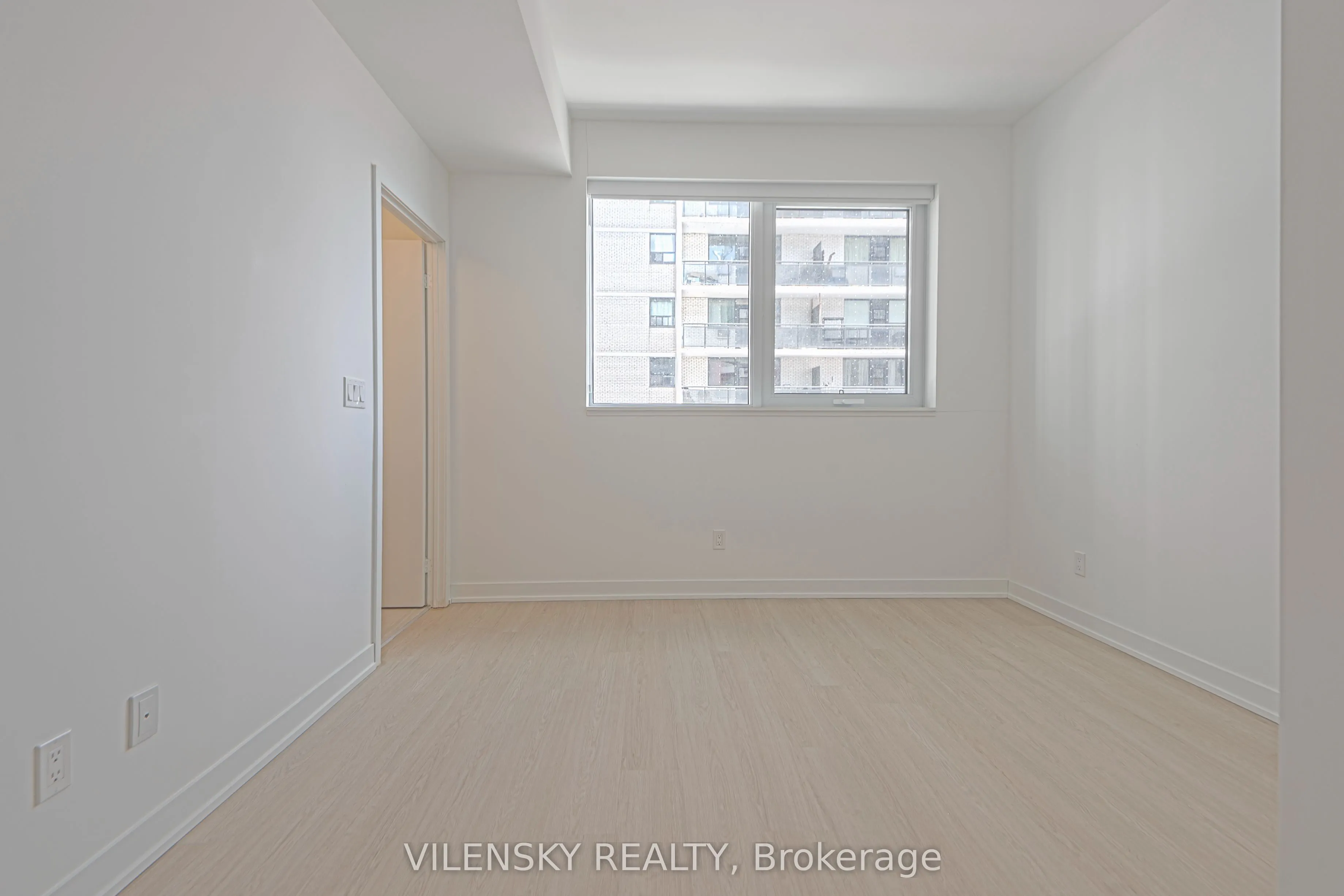 94 Eastdale Avenue, #318