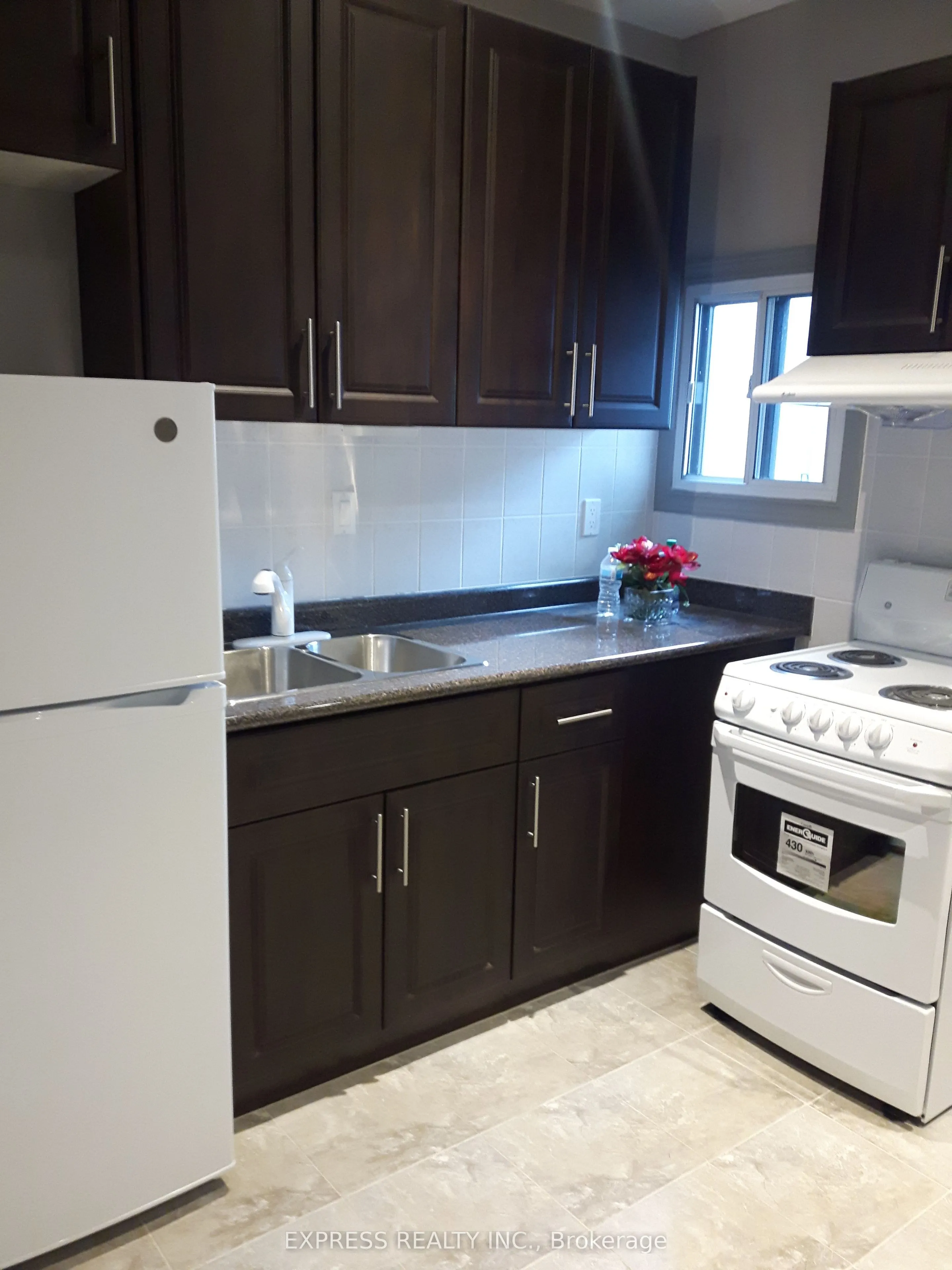 304 Broadview Avenue E, #Upper