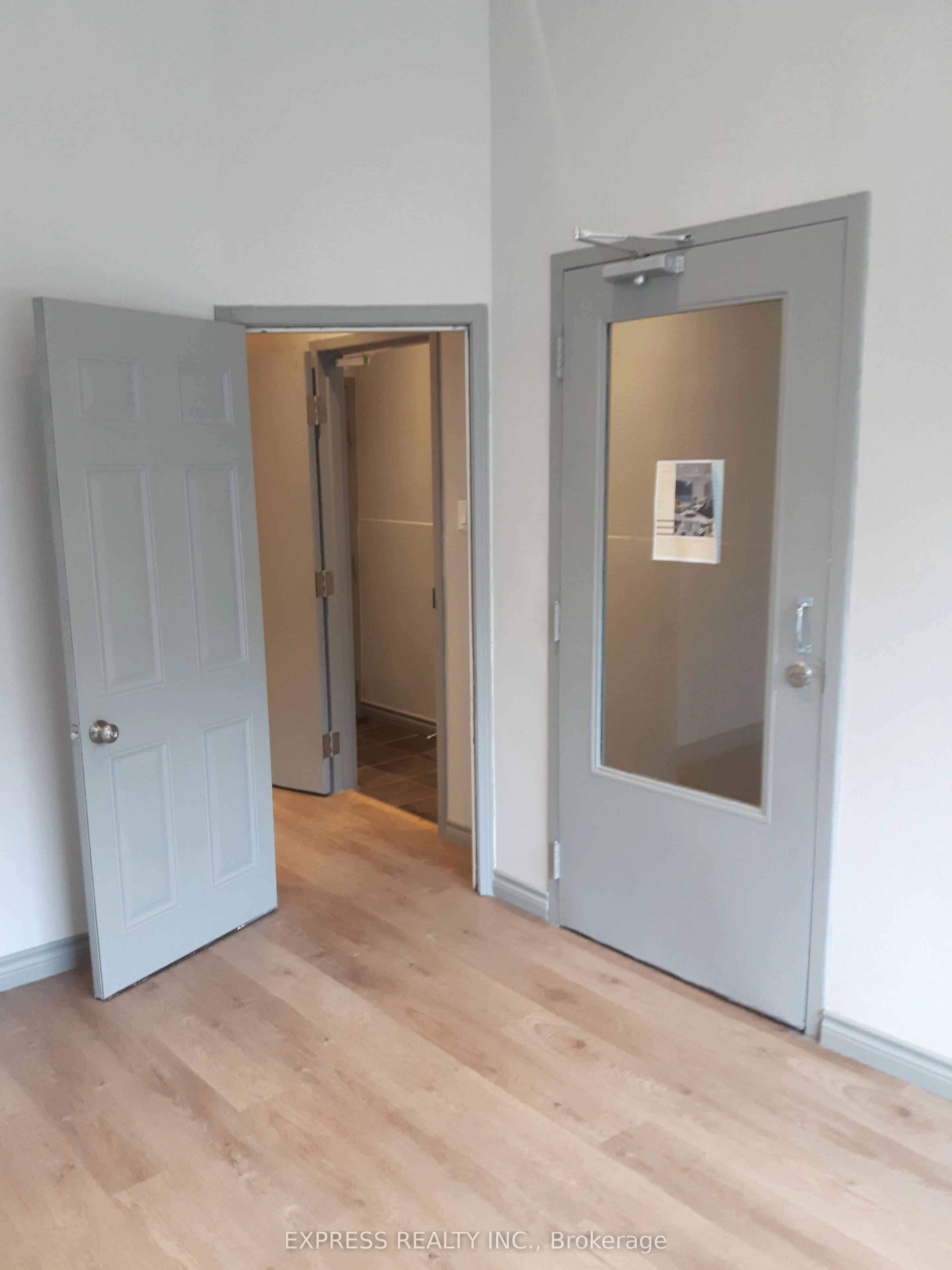 304 Broadview Avenue E, #Upper