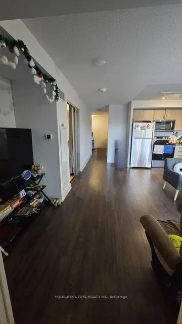 20 Meadowglen Place, #721