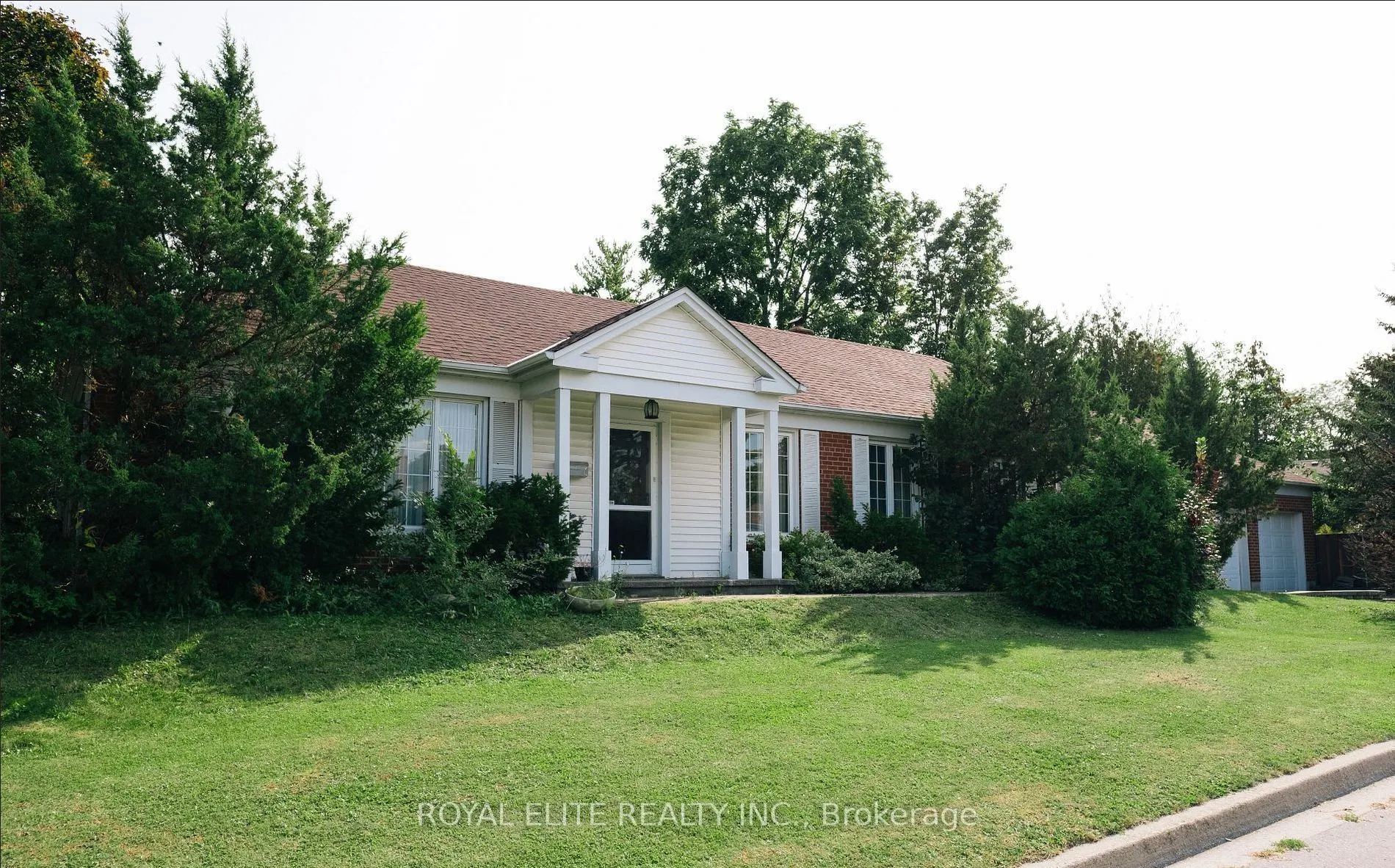 19 Montgomery Avenue, #MAIN