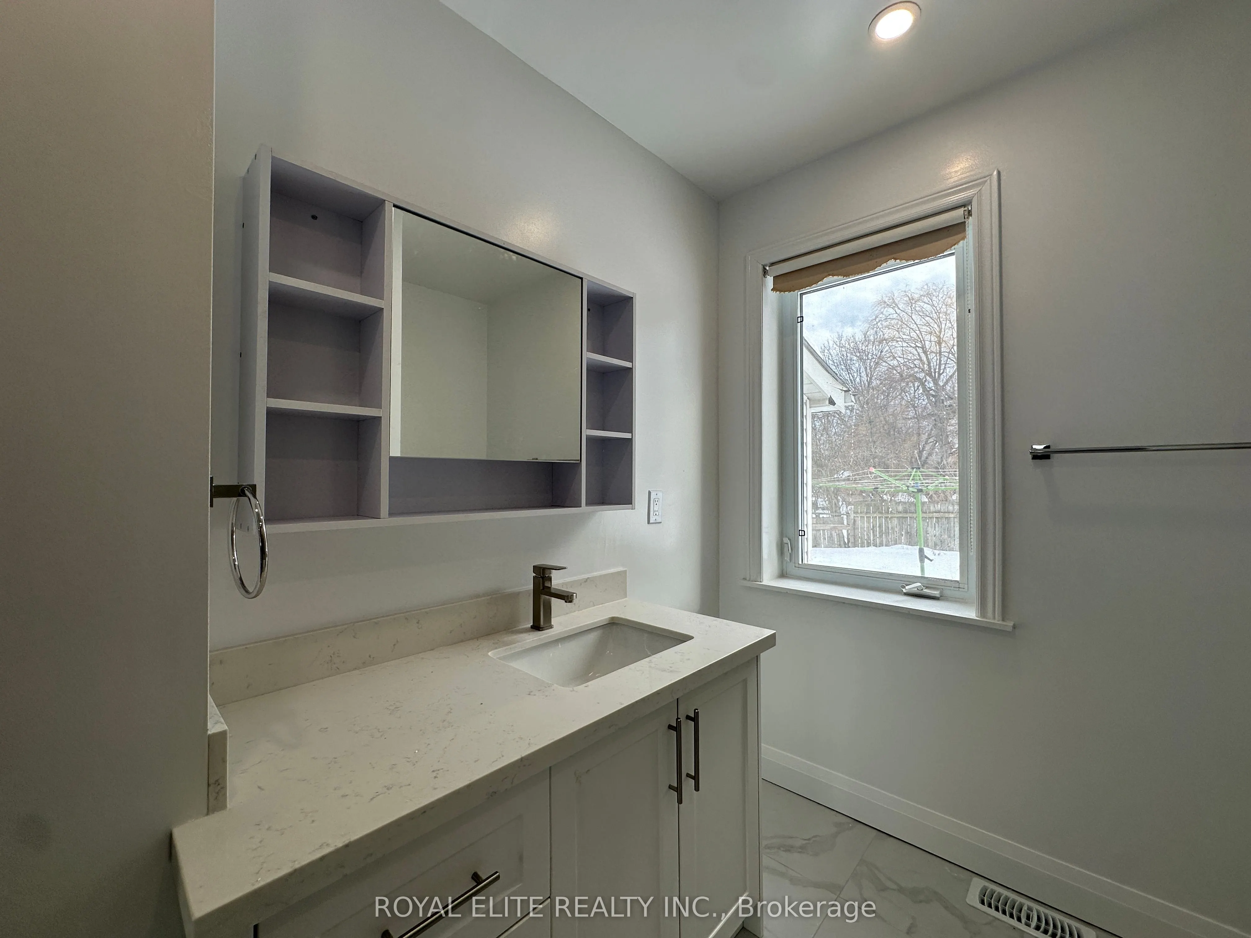 19 Montgomery Avenue, #MAIN