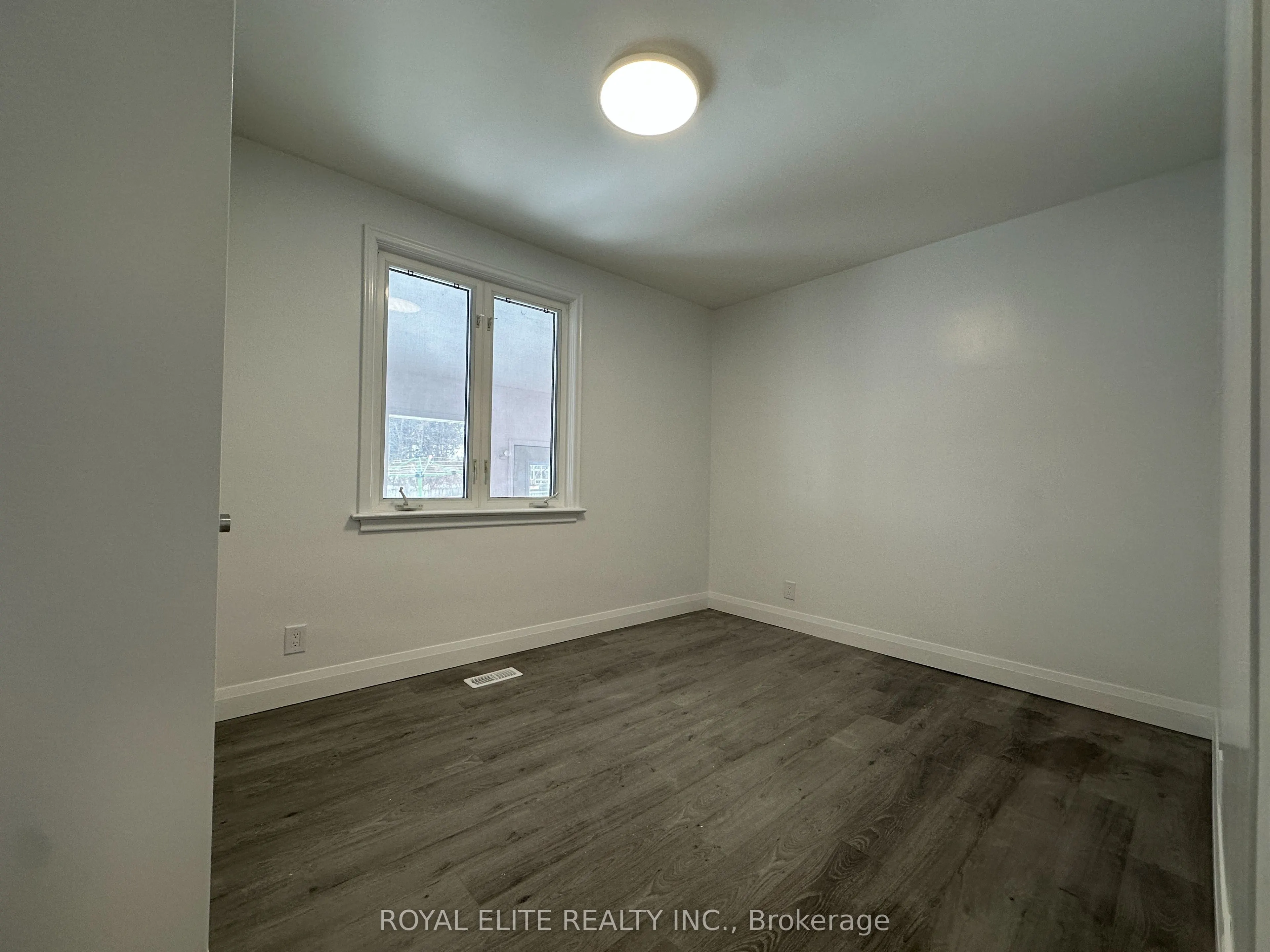 19 Montgomery Avenue, #MAIN