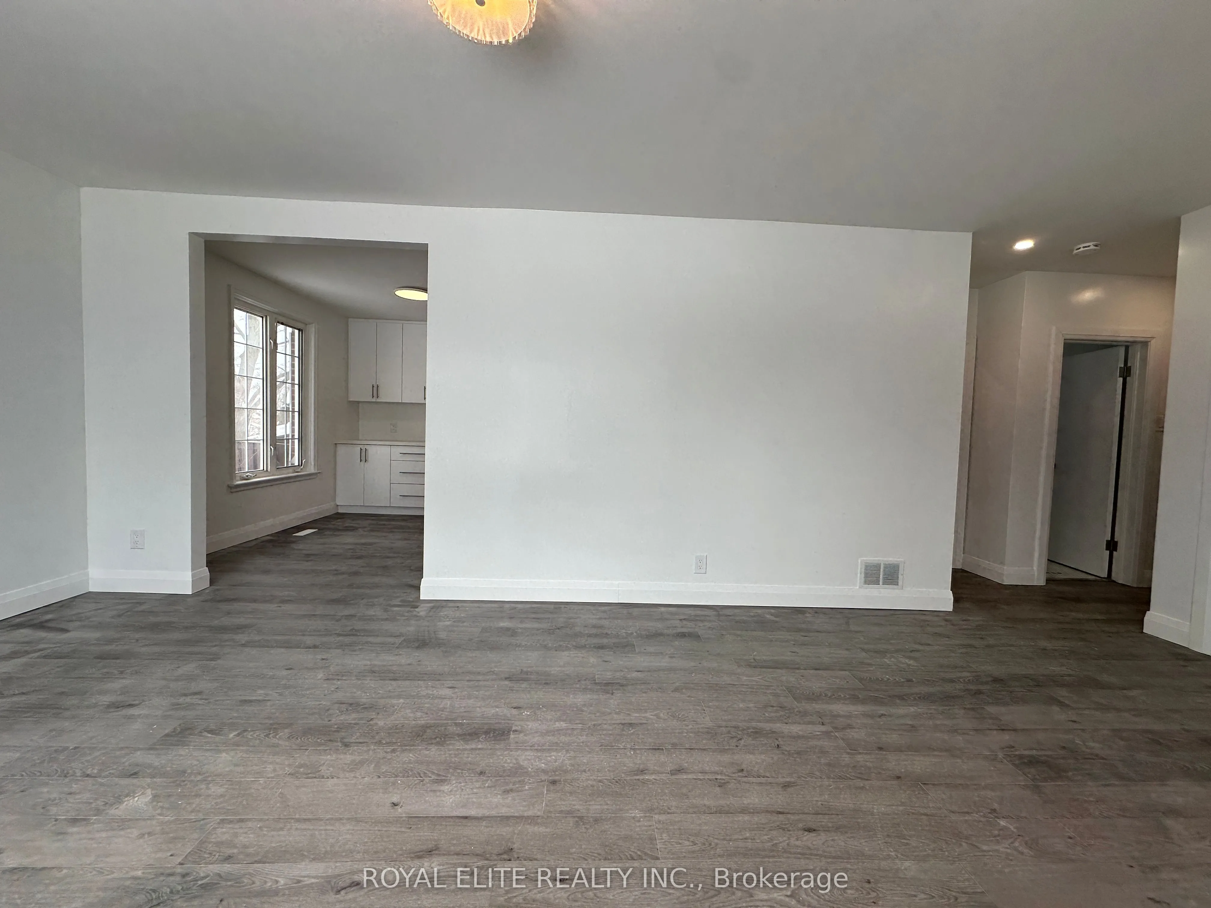 19 Montgomery Avenue, #MAIN