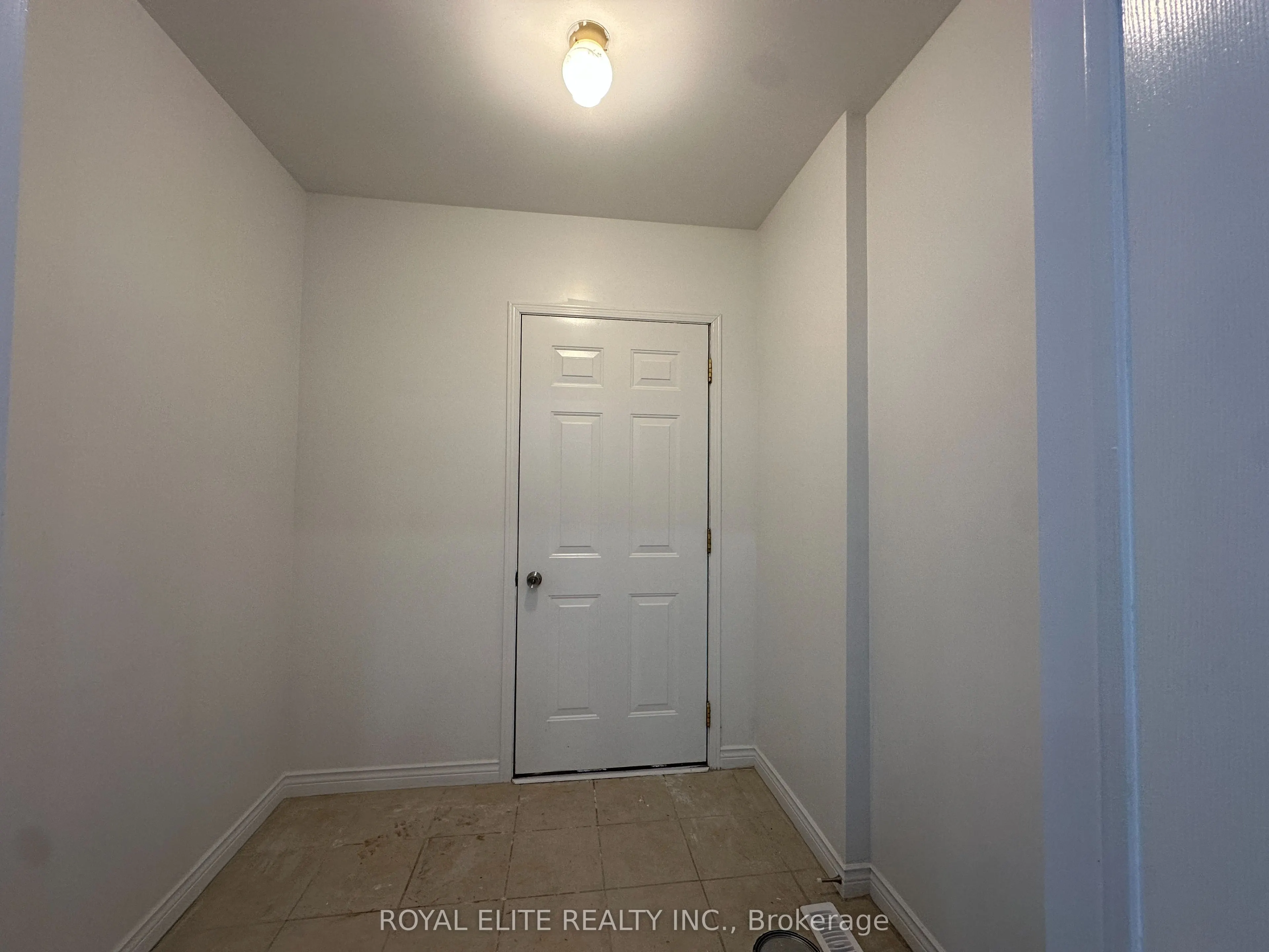 19 Montgomery Avenue, #MAIN