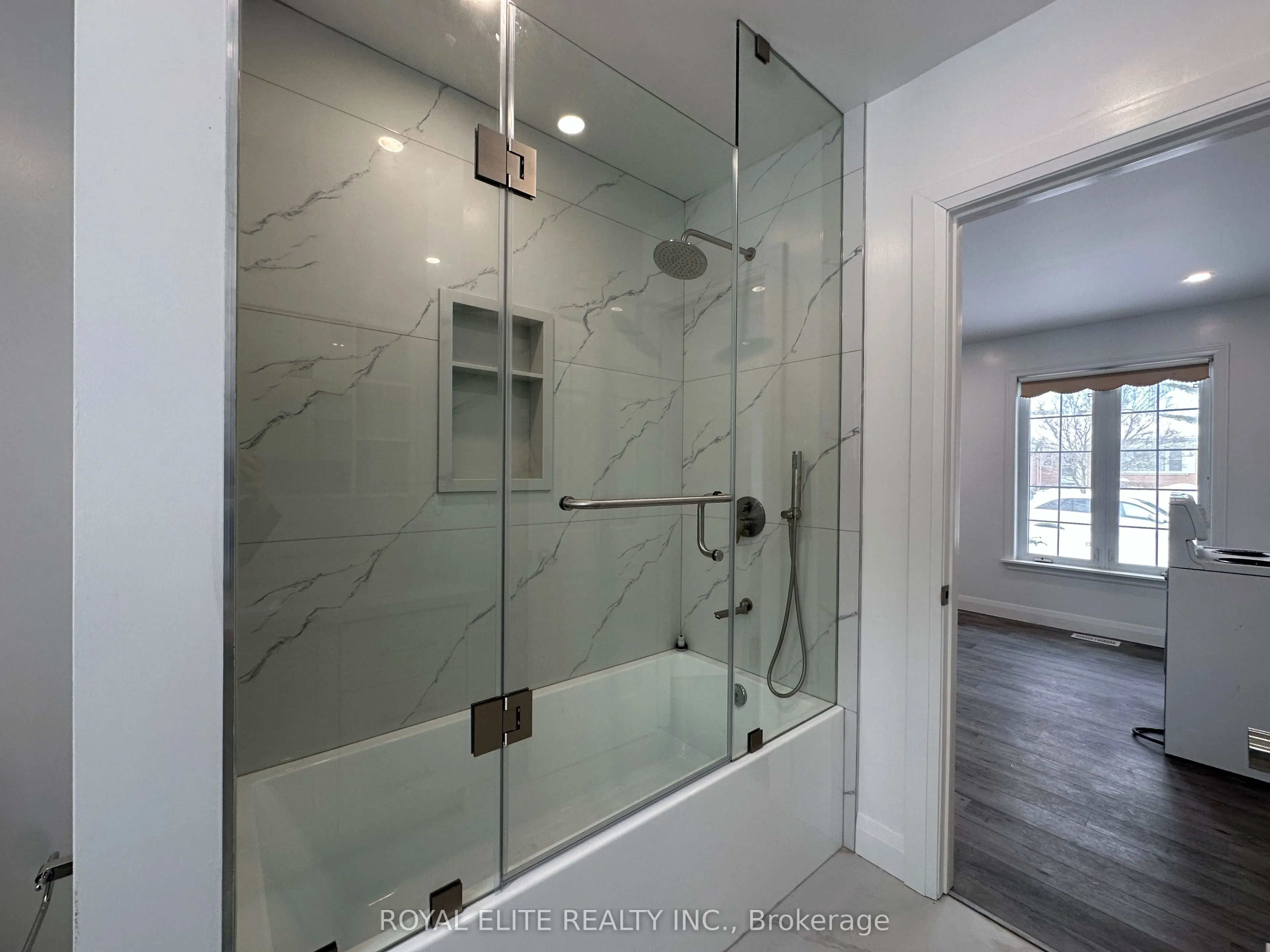 19 Montgomery Avenue, #MAIN