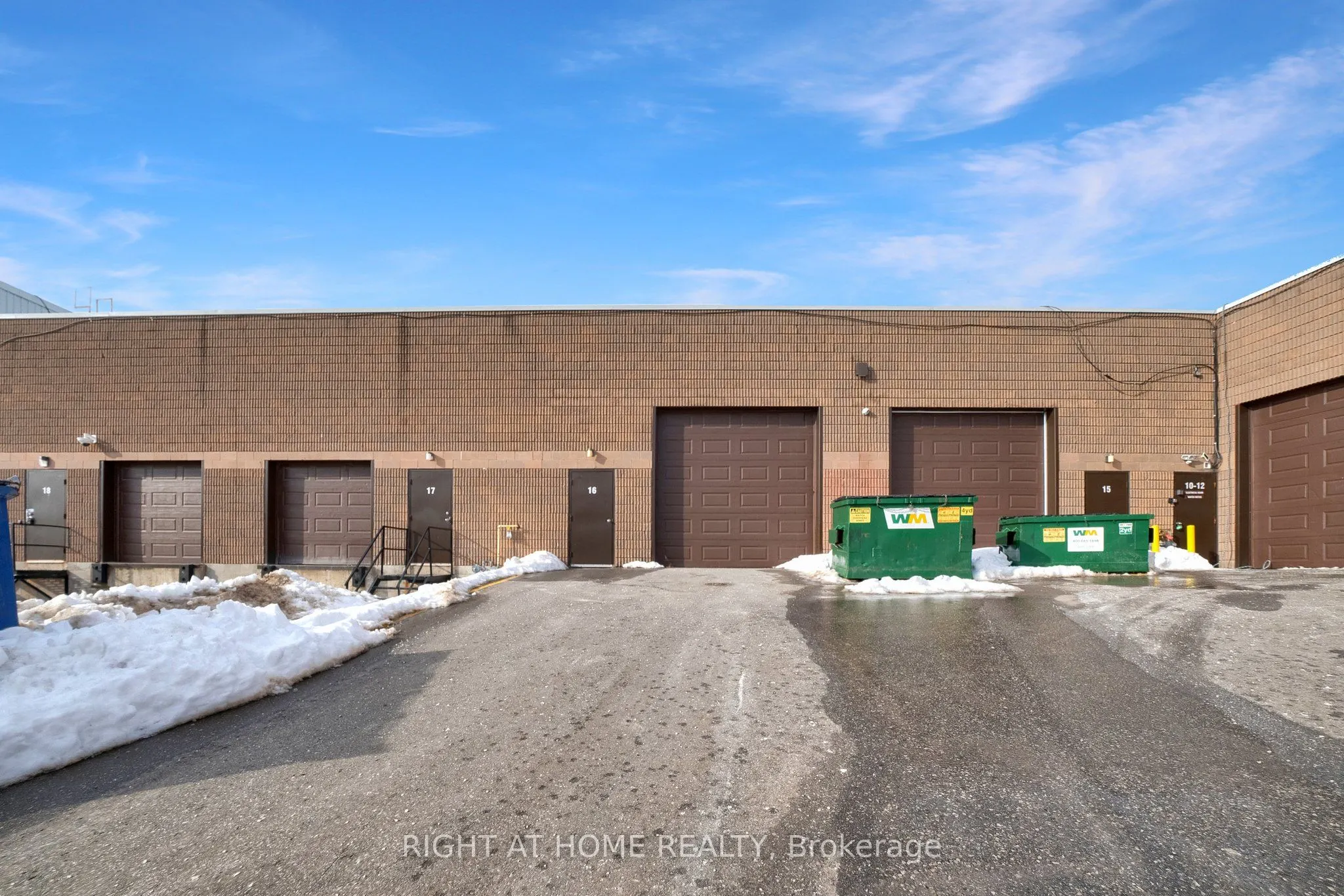 520 Westney Road S, #16
