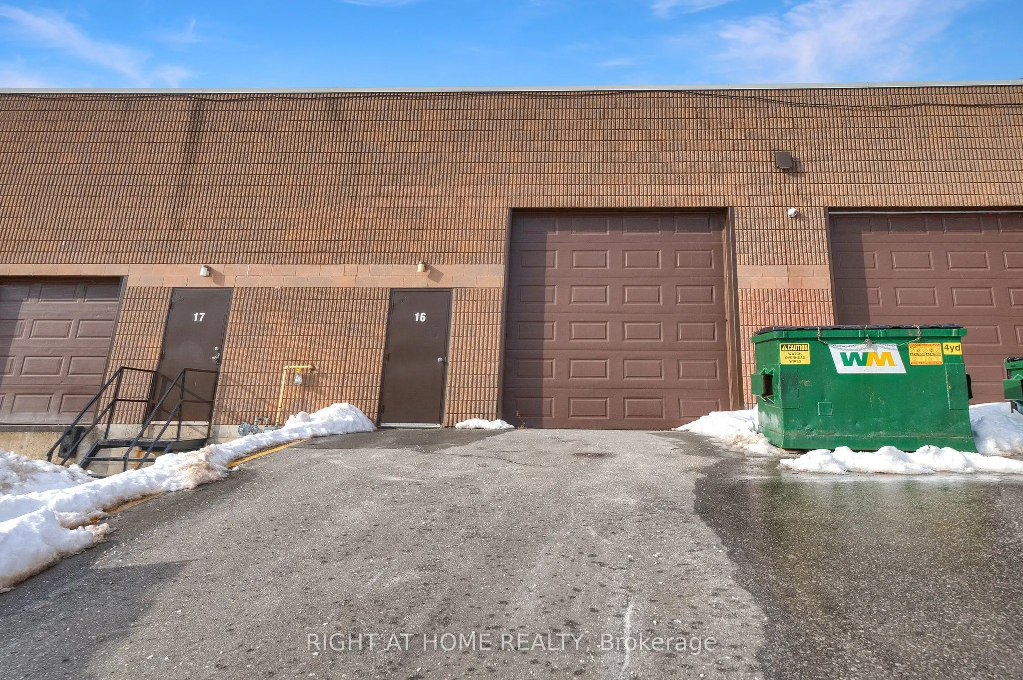 520 Westney Road S, #16