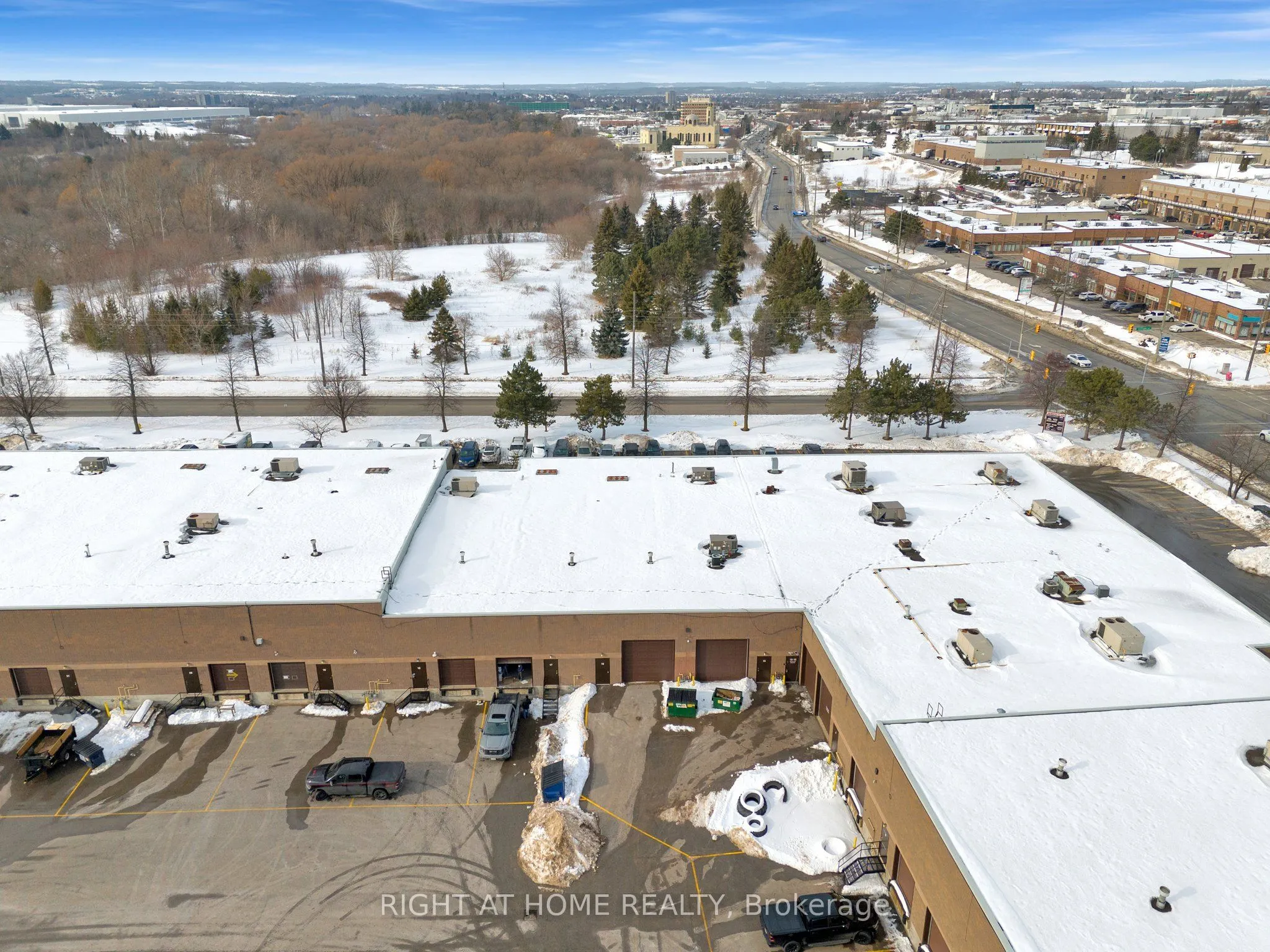 520 Westney Road S, #16