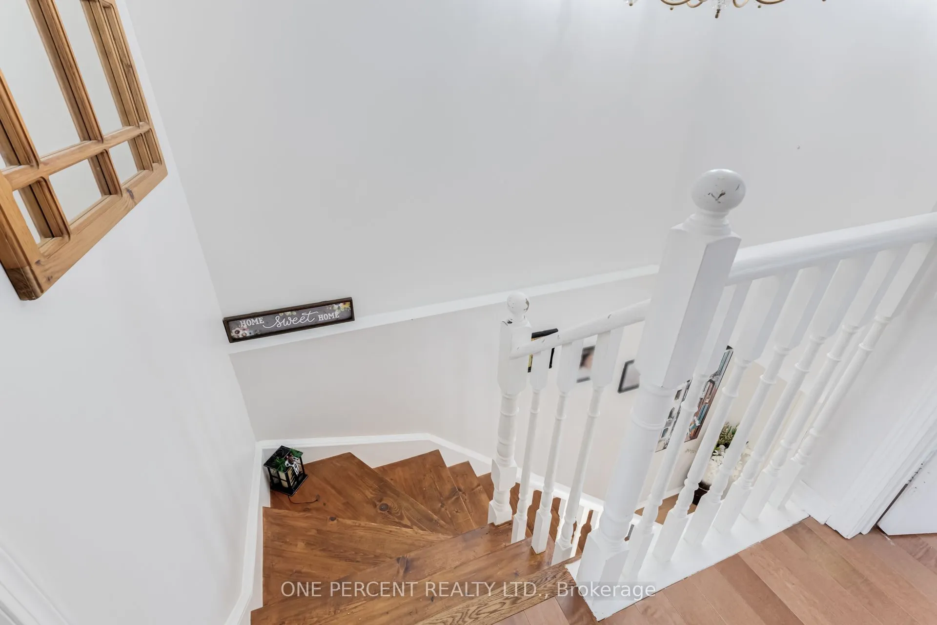1624 Canadore Crescent