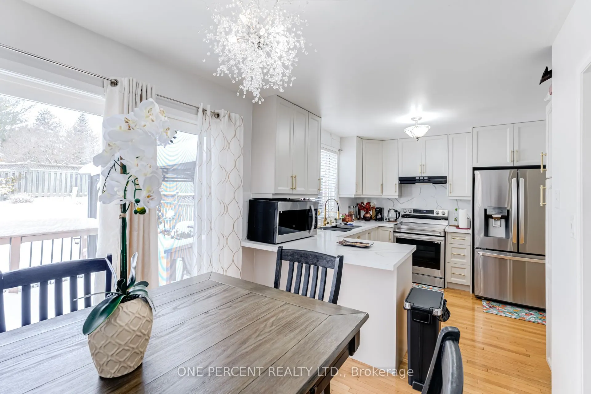 1624 Canadore Crescent