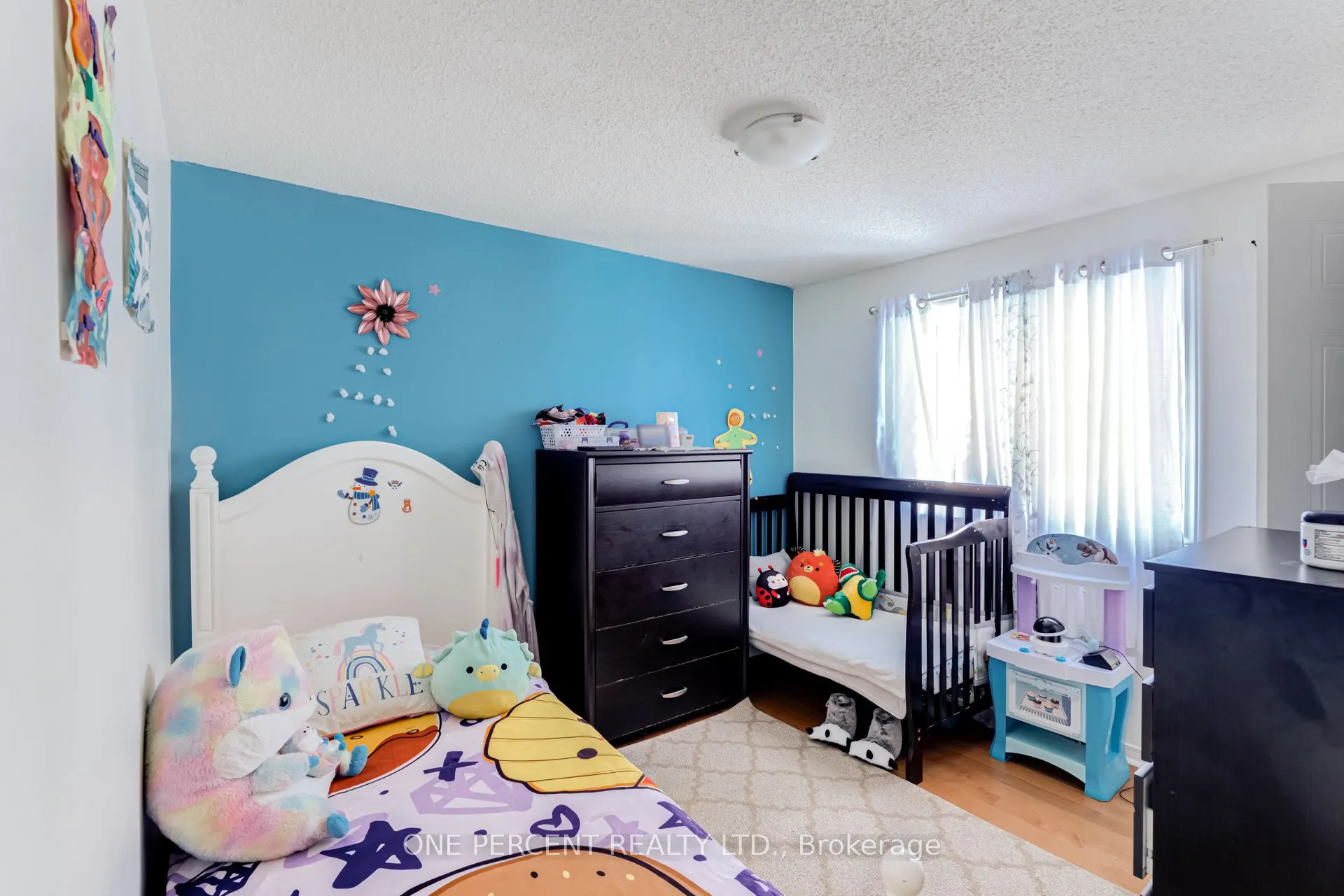 1624 Canadore Crescent