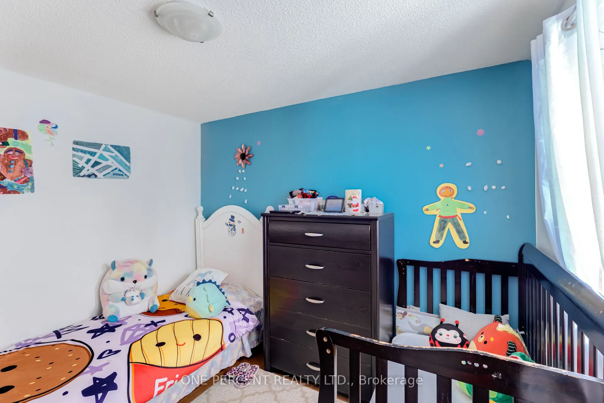 1624 Canadore Crescent