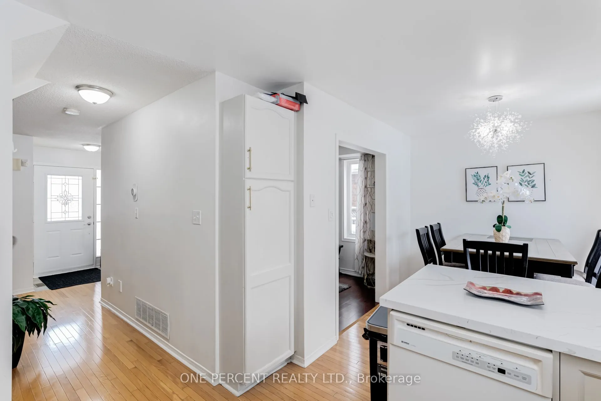 1624 Canadore Crescent