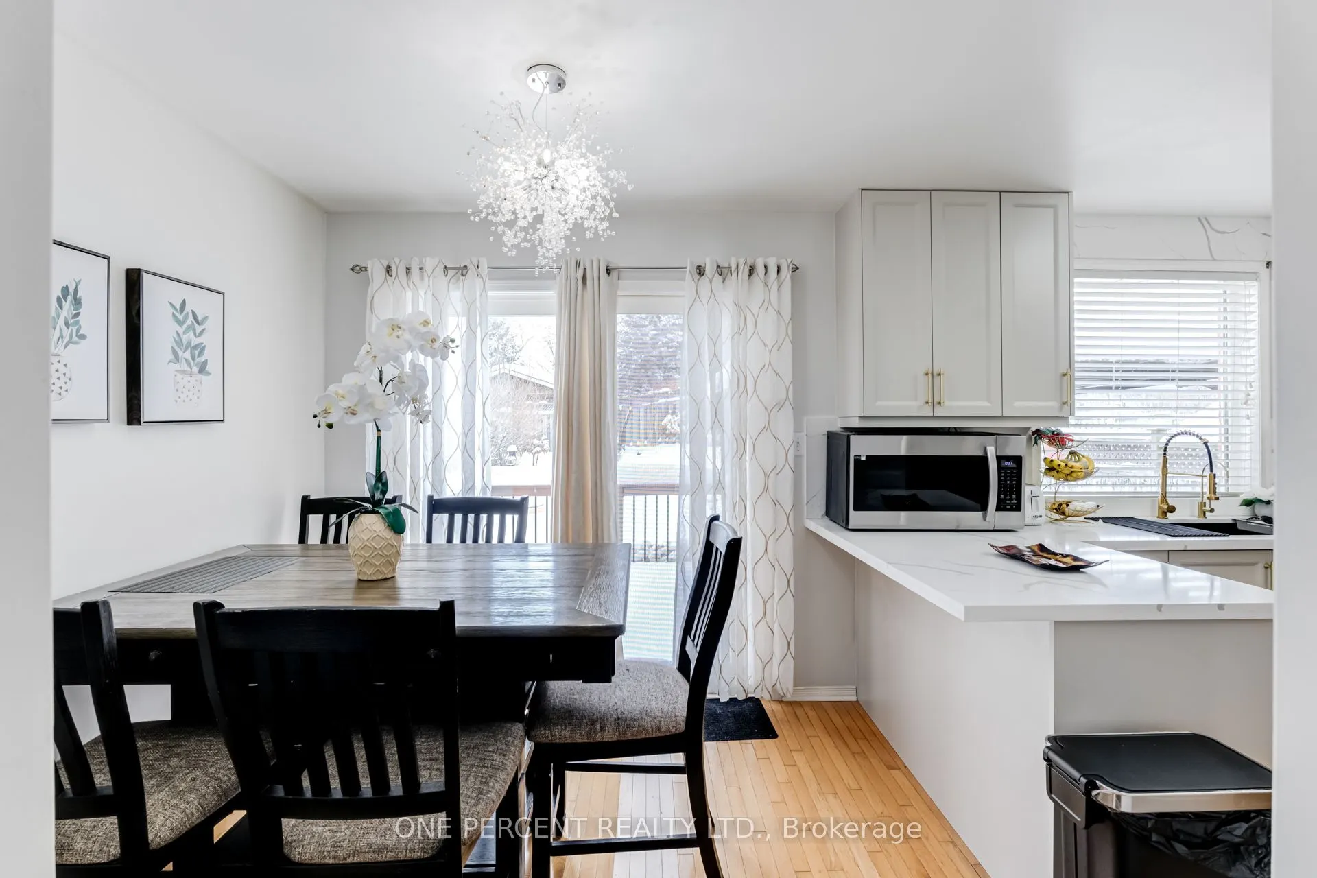 1624 Canadore Crescent