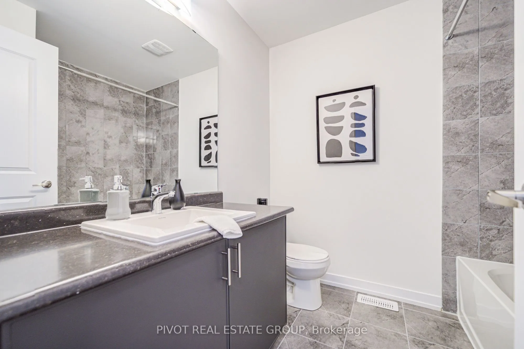 24 Akil Thomas Gardens