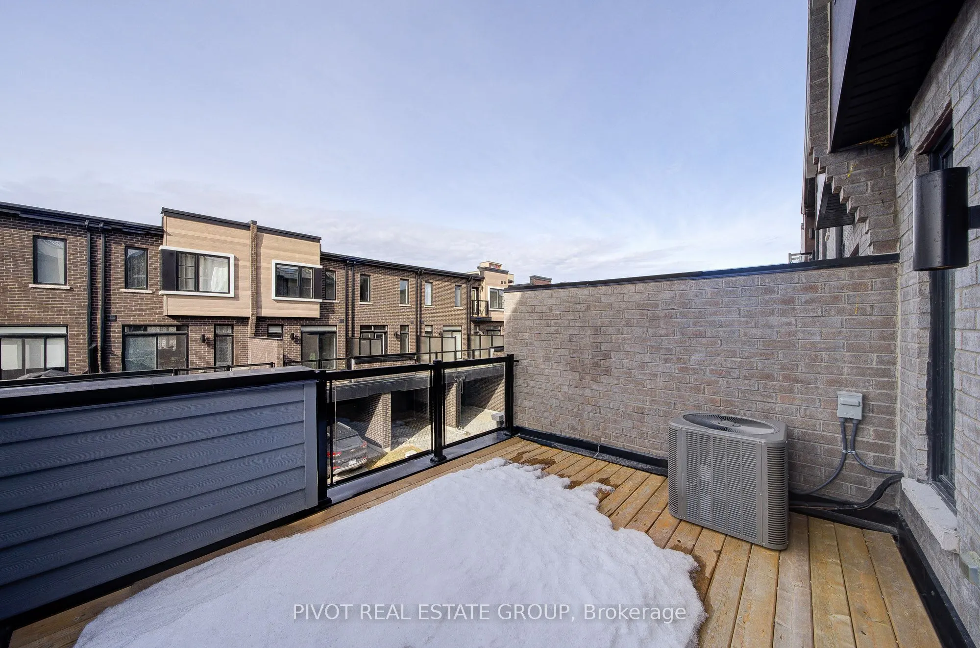 24 Akil Thomas Gardens