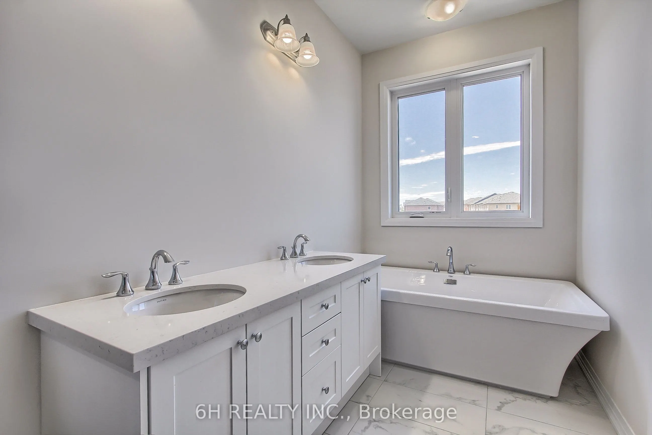 2616 Hibiscus Drive