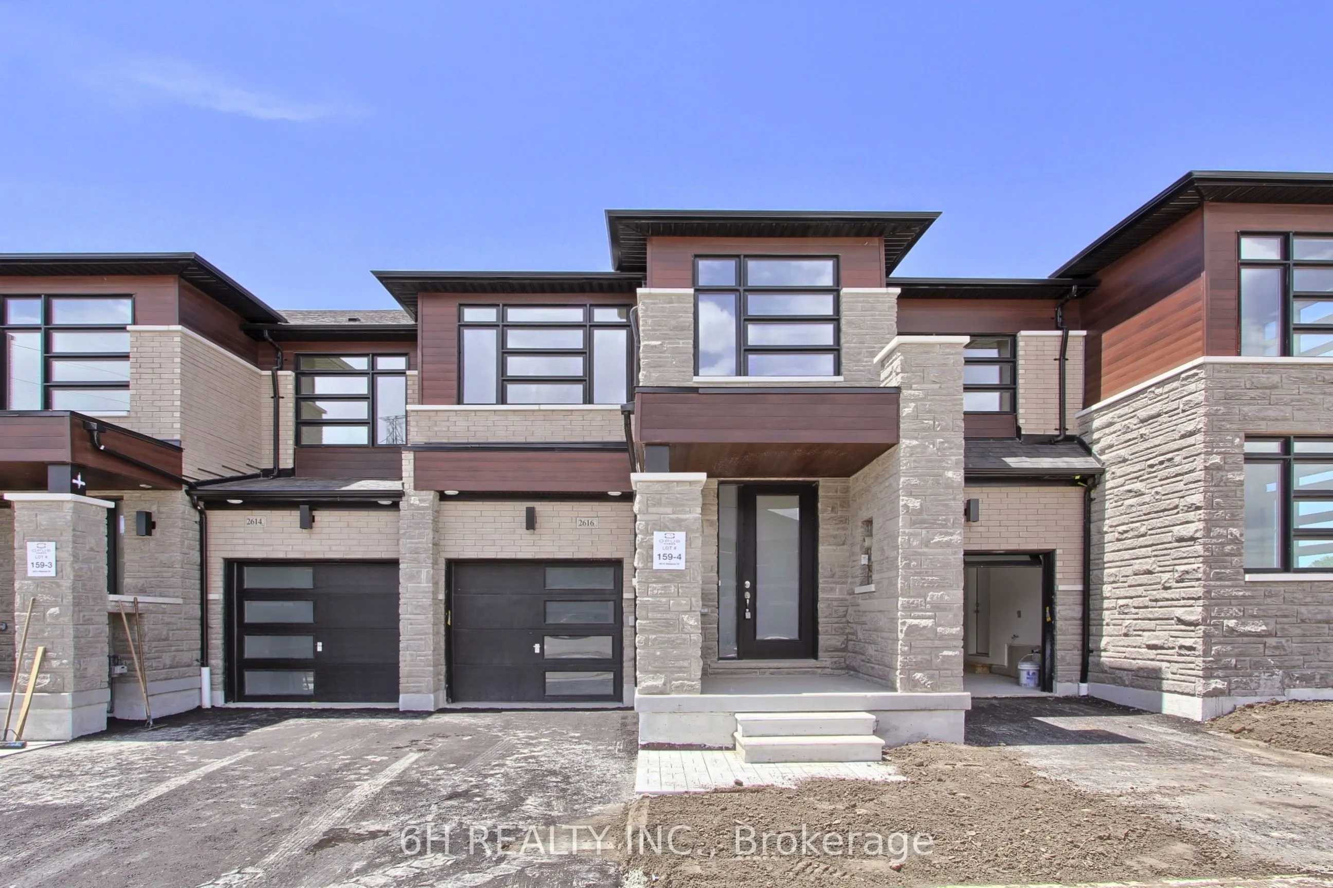 2616 Hibiscus Drive