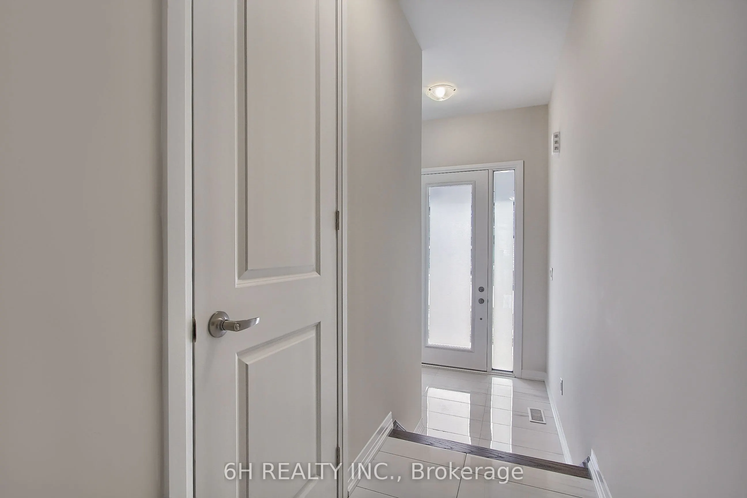 2616 Hibiscus Drive
