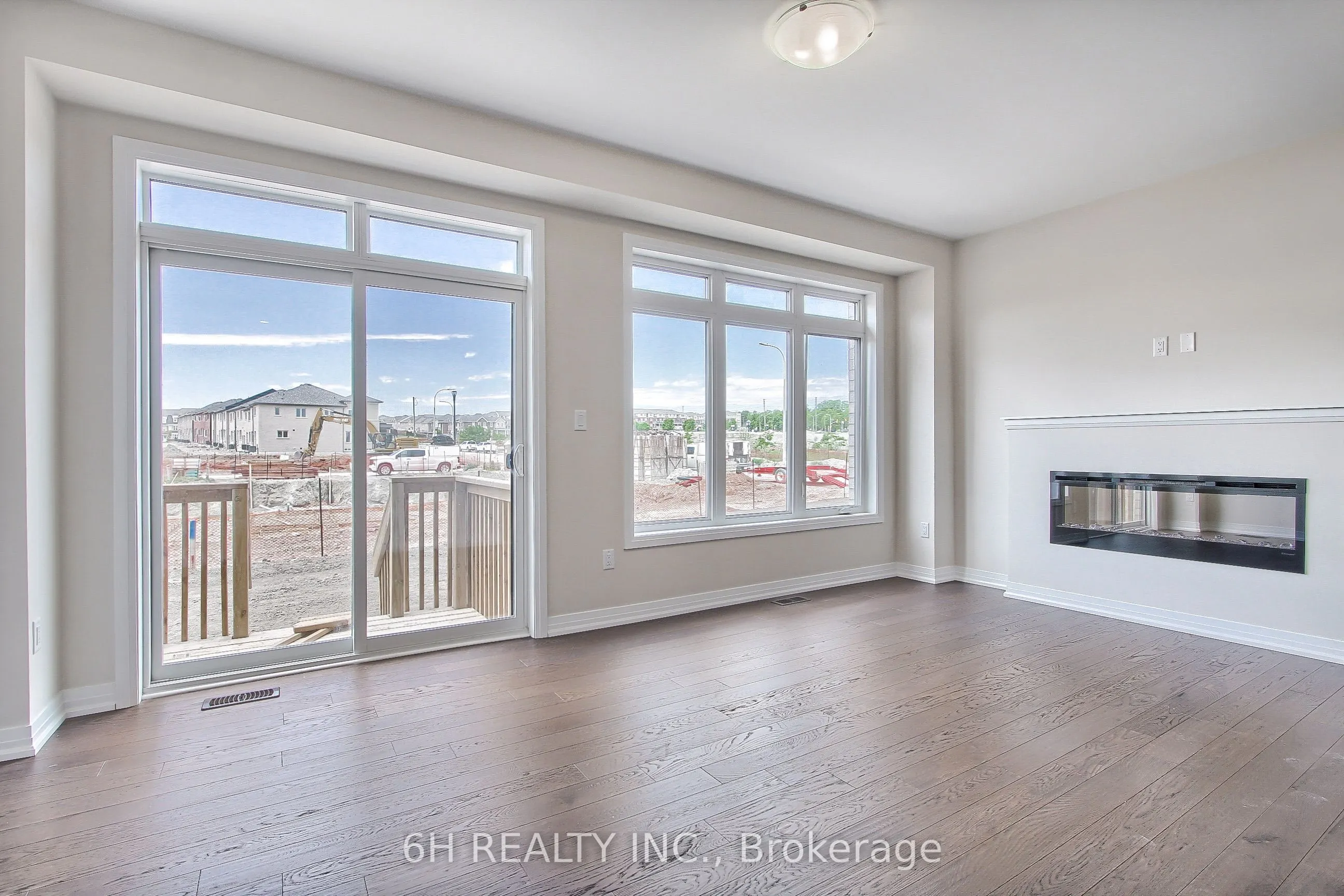 2616 Hibiscus Drive
