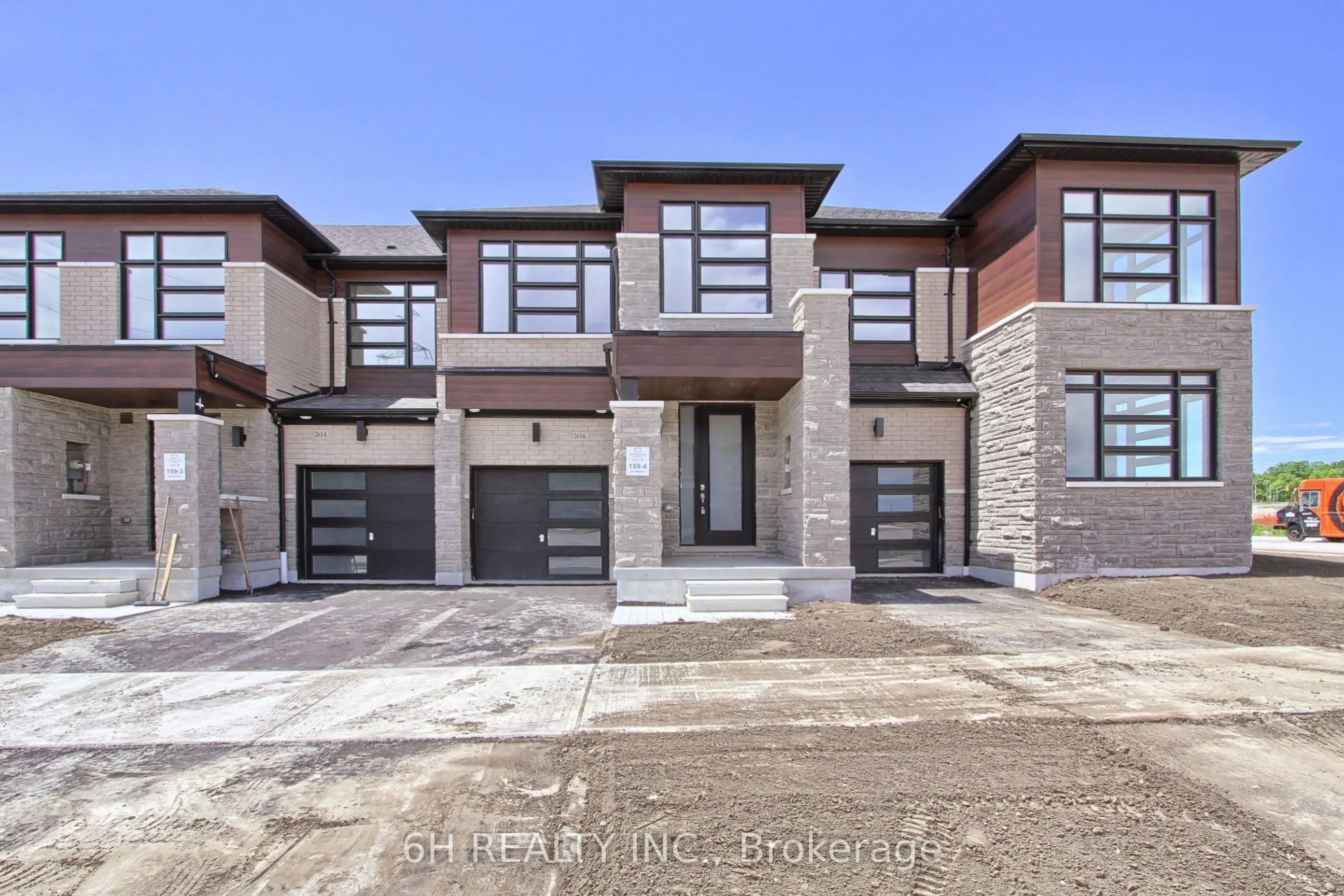 2616 Hibiscus Drive