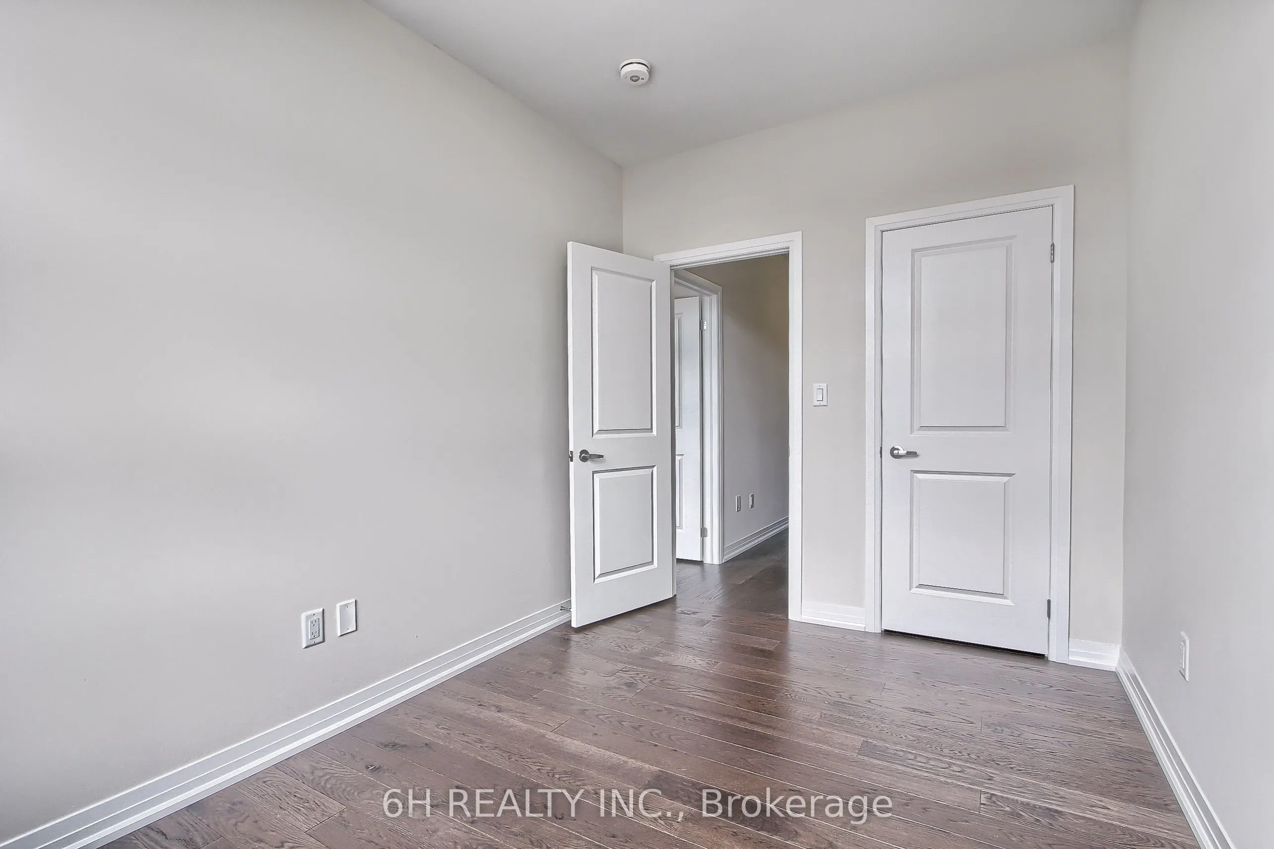 2616 Hibiscus Drive