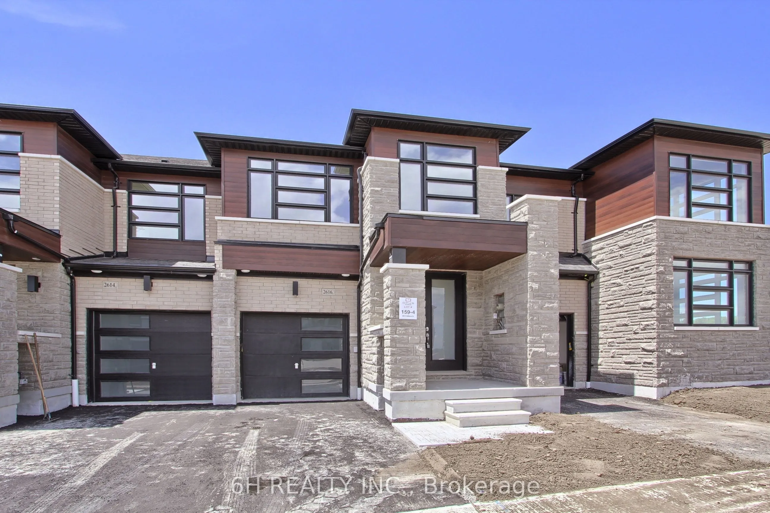 2616 Hibiscus Drive