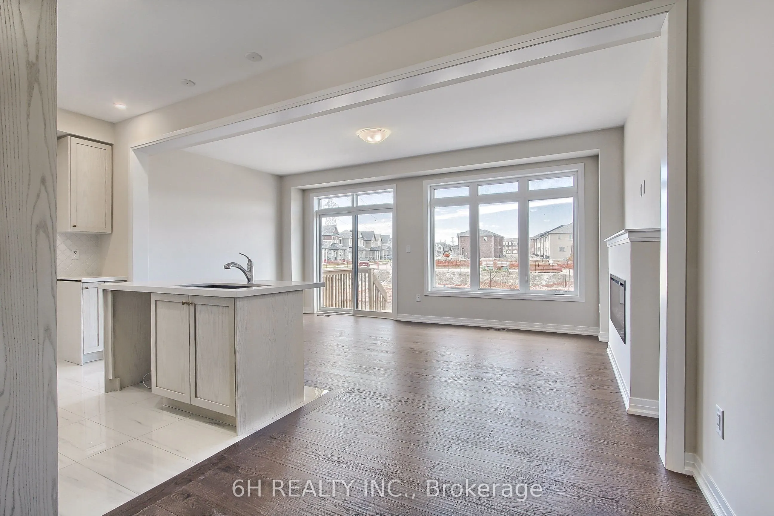 2616 Hibiscus Drive